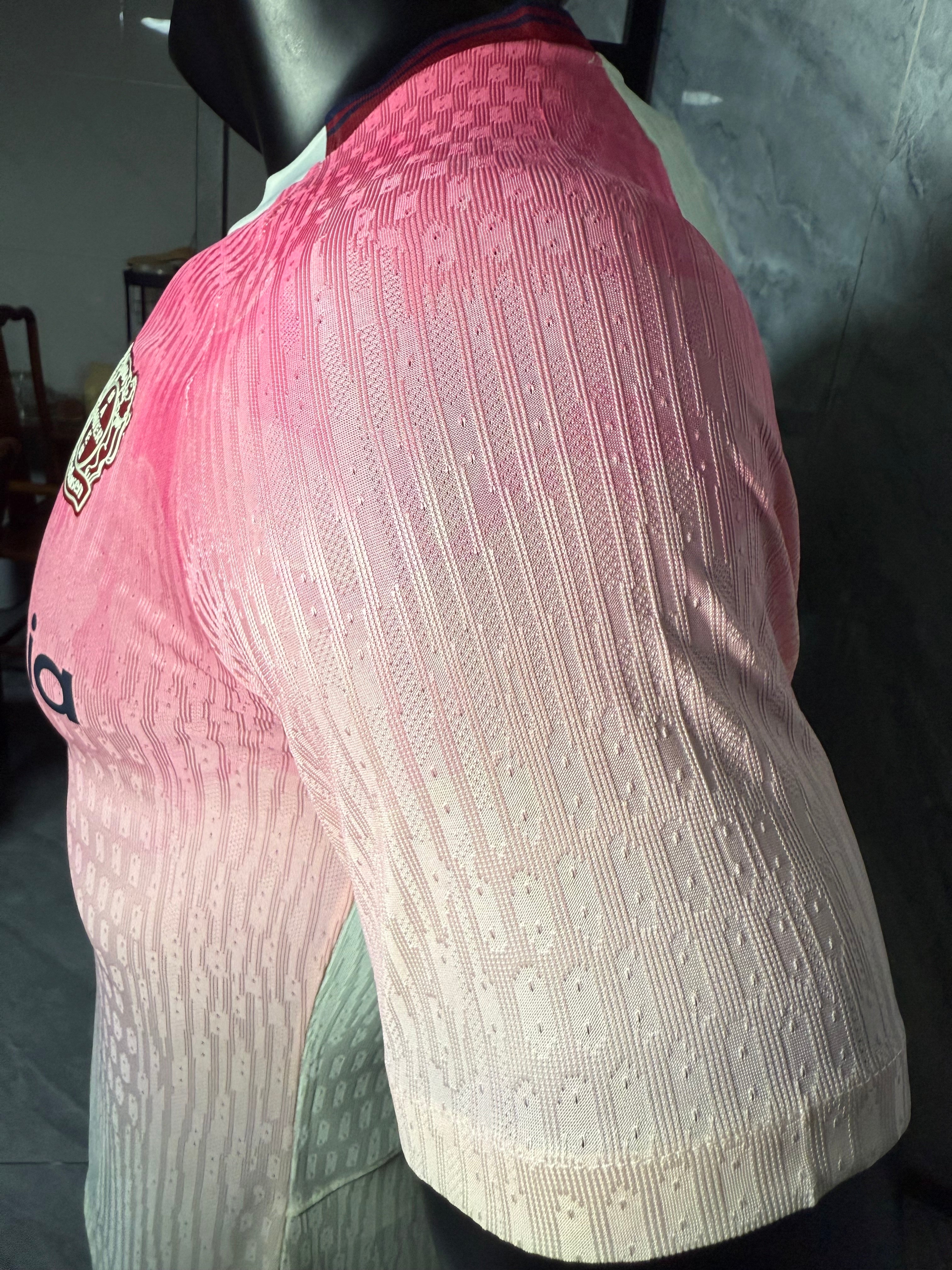 25-26勒沃库森客场玩家版本