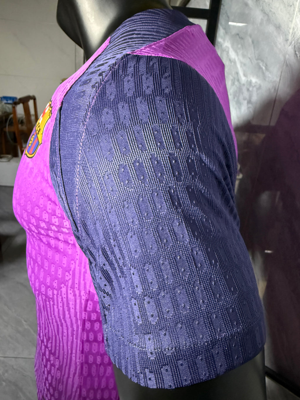 25-26巴萨训练服紫色玩家版本