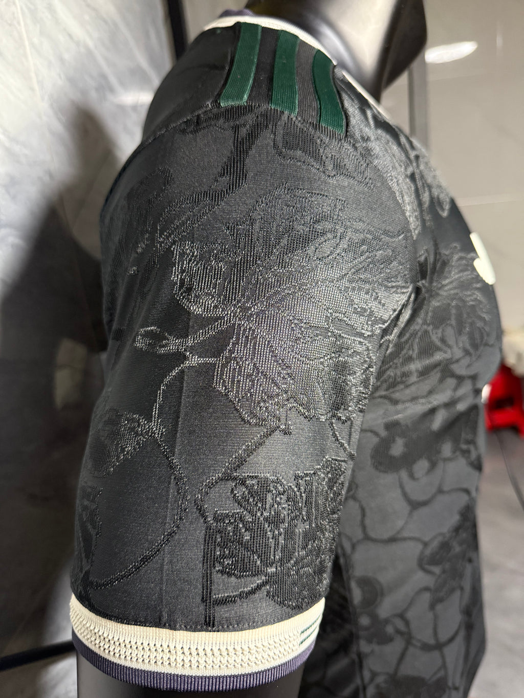 25-26尤文二客玩家版本