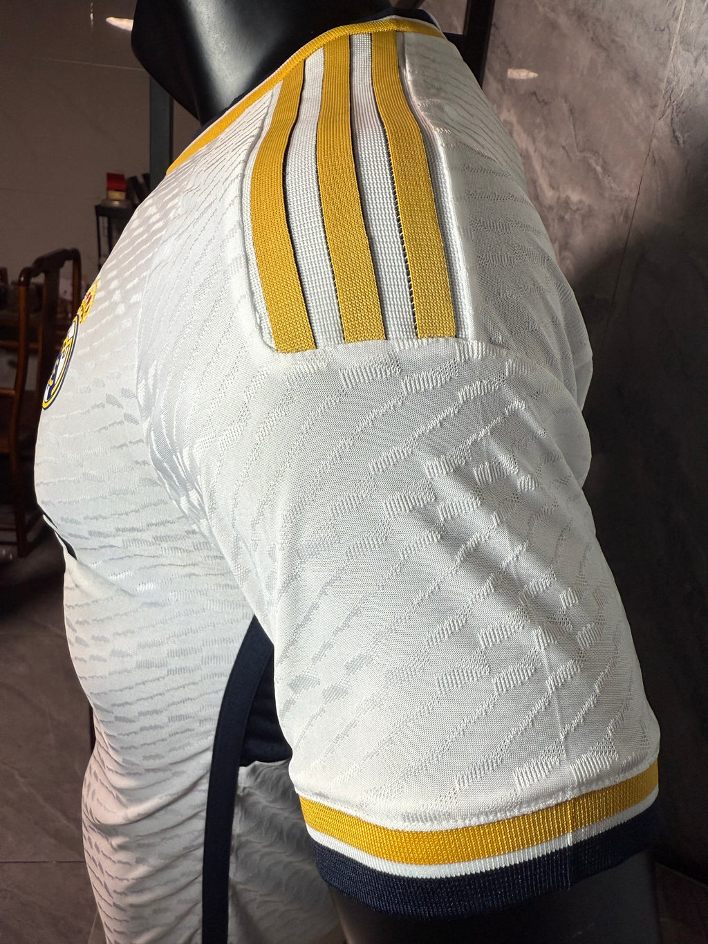 23-24皇马主场玩家版本