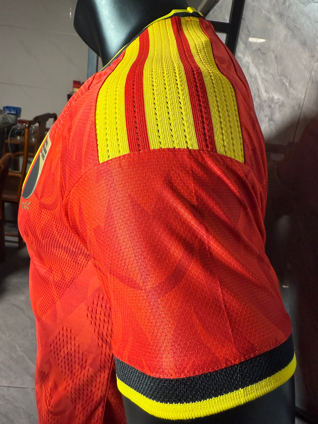 25-26比利时主场玩家版本