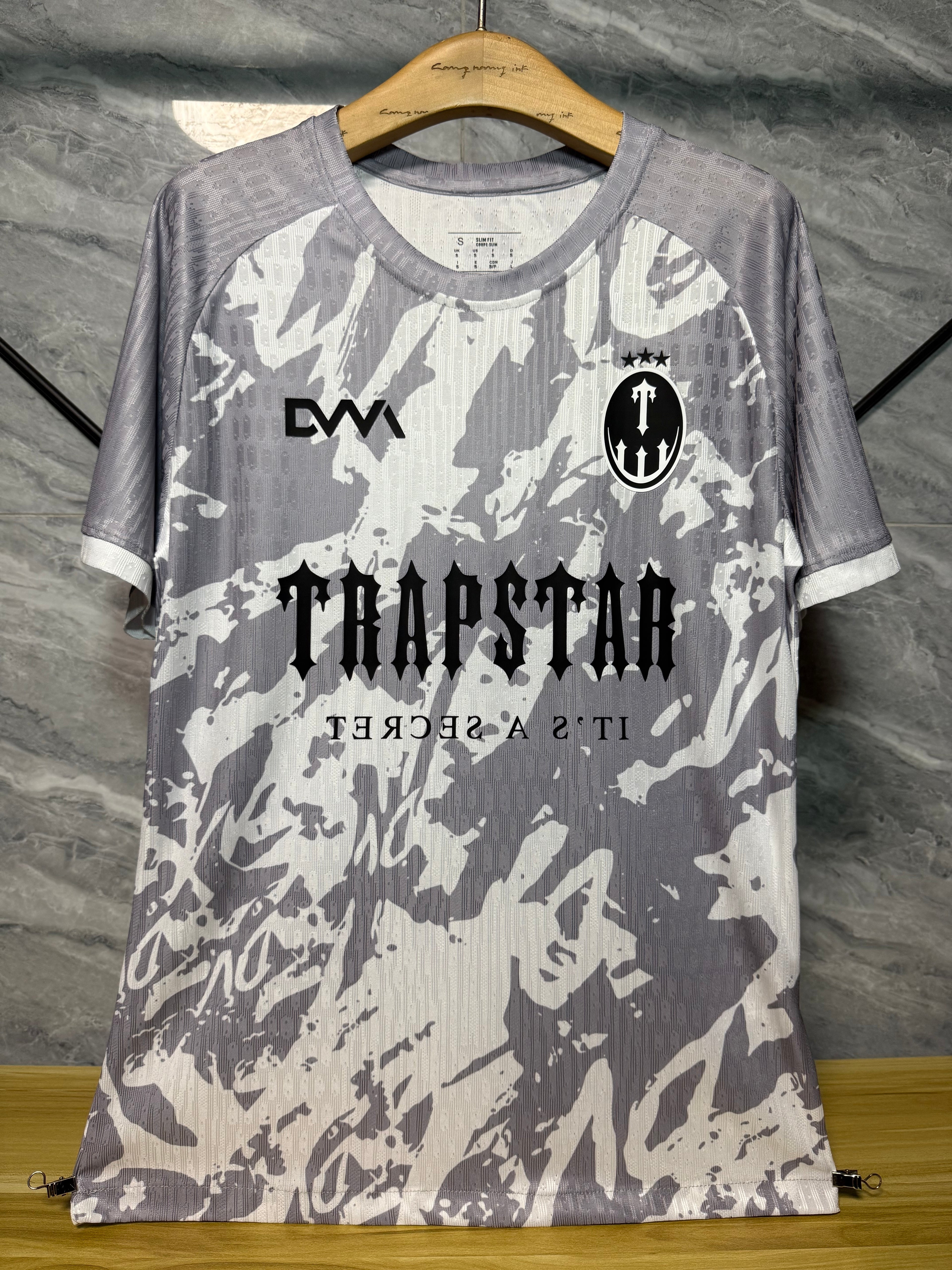 25-26特拉普说唱音乐灰白玩家版本