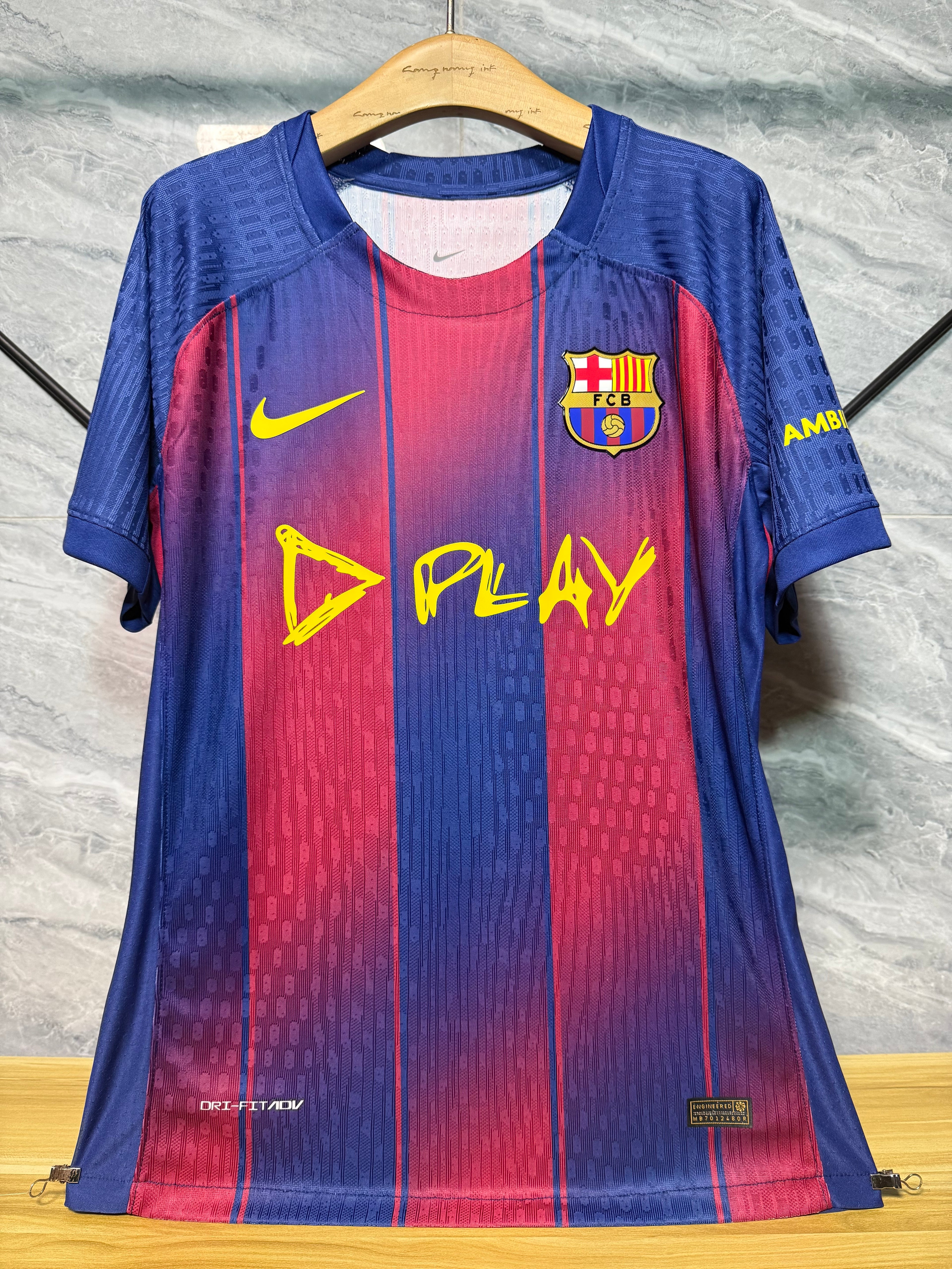 25-26巴萨主场联名玩家版本