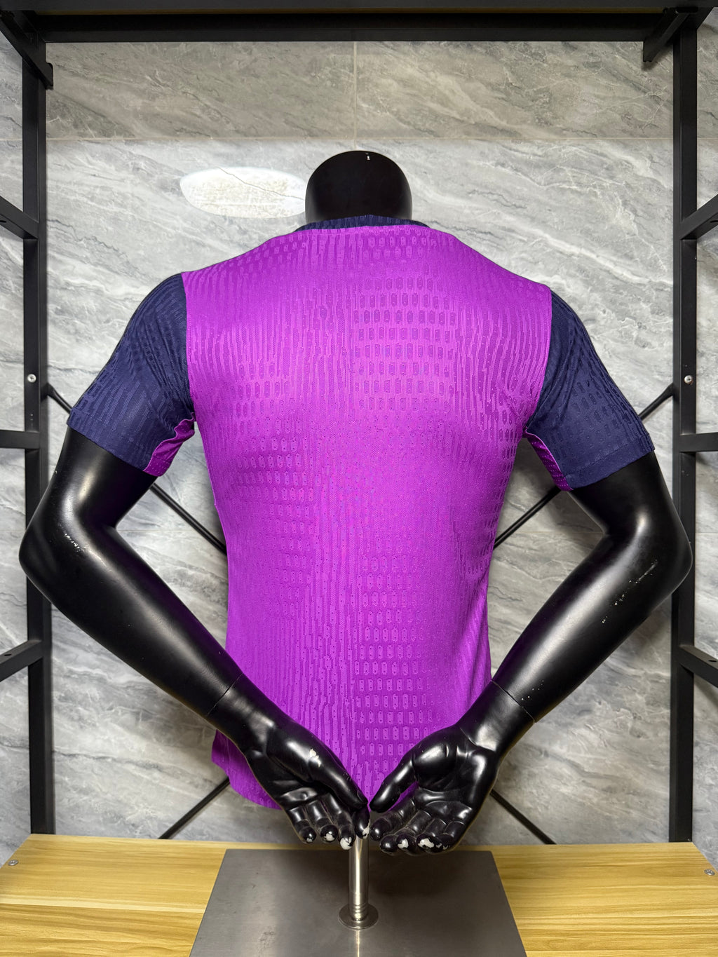 25-26巴萨训练服紫色玩家版本