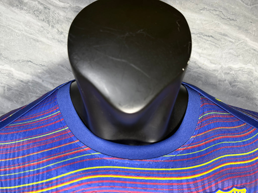 25-26巴萨赛前服七彩蛇纹玩家版本