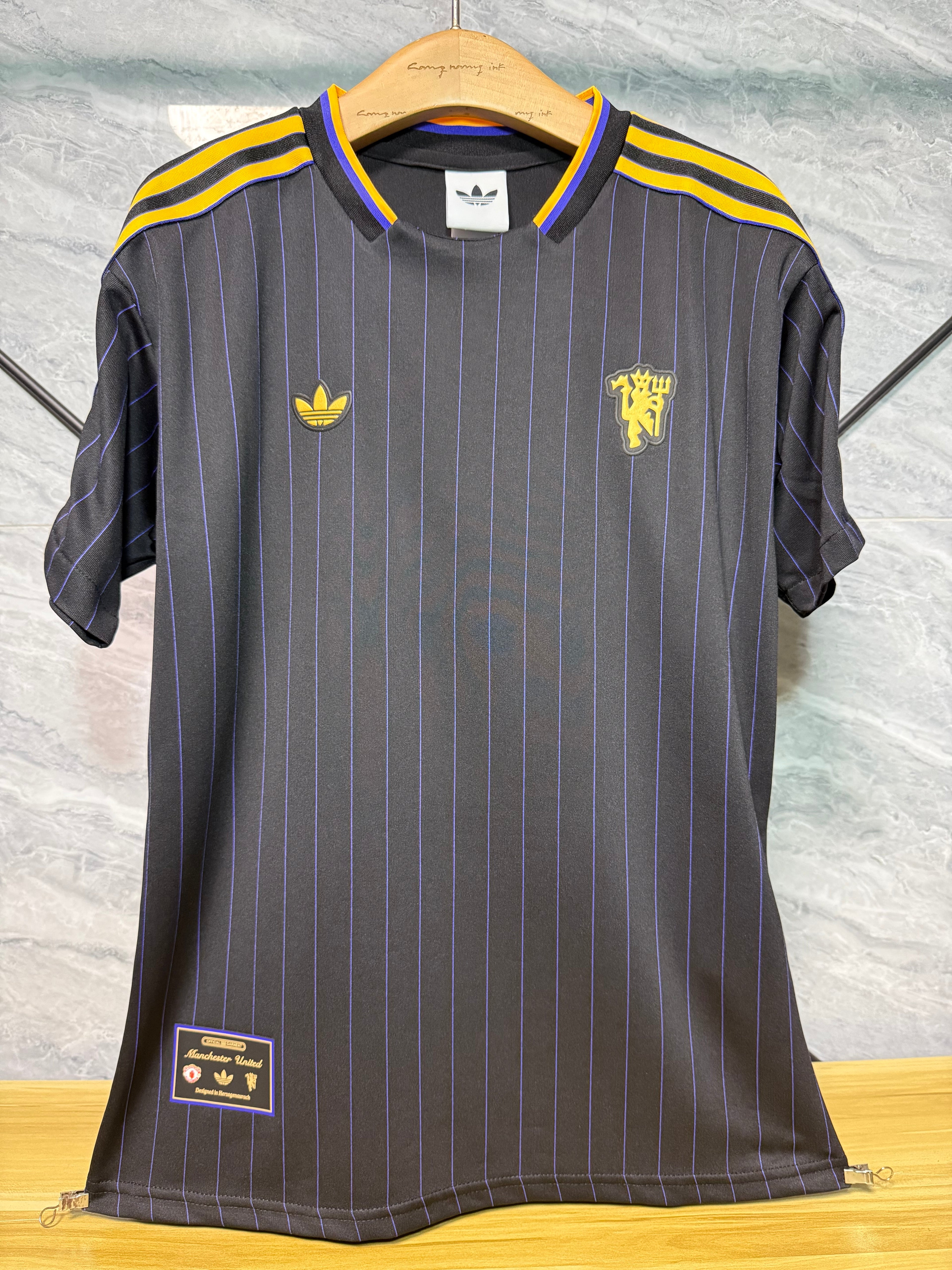 25-26曼联复古款三叶黑玩家版本