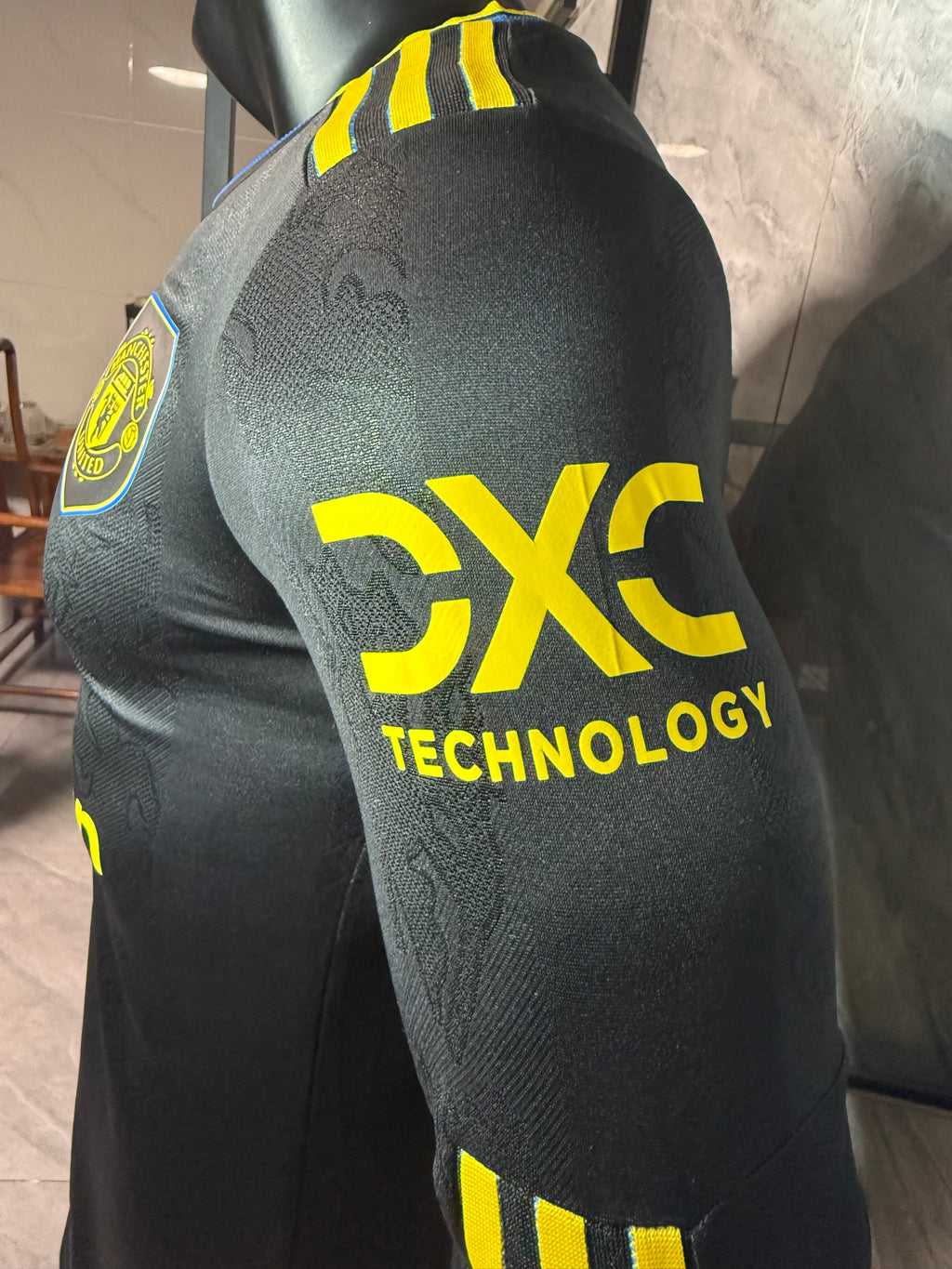 长袖球员 25-26曼联二客玩家版本