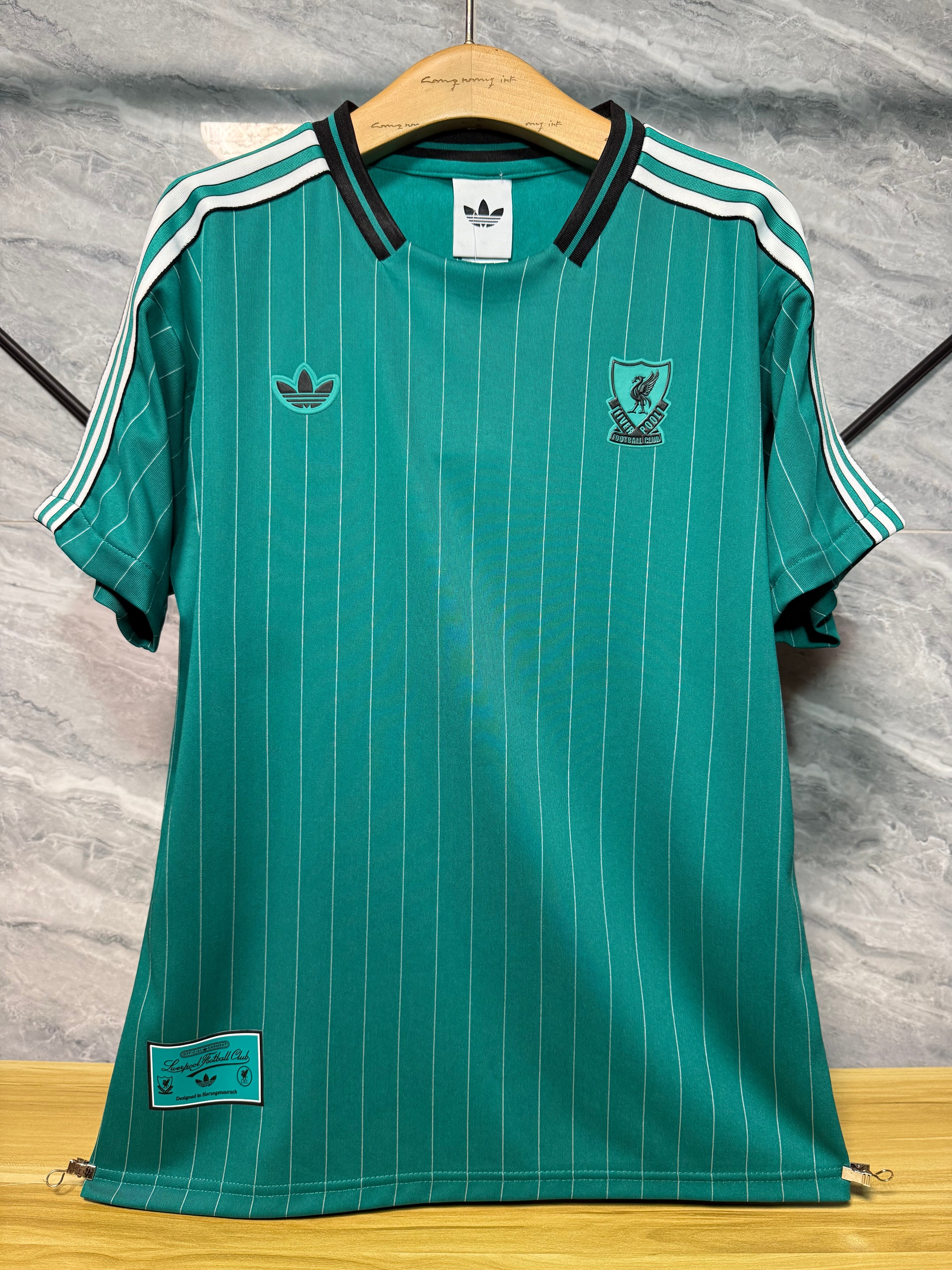 25-26利物浦复古款三叶青草绿玩家版本