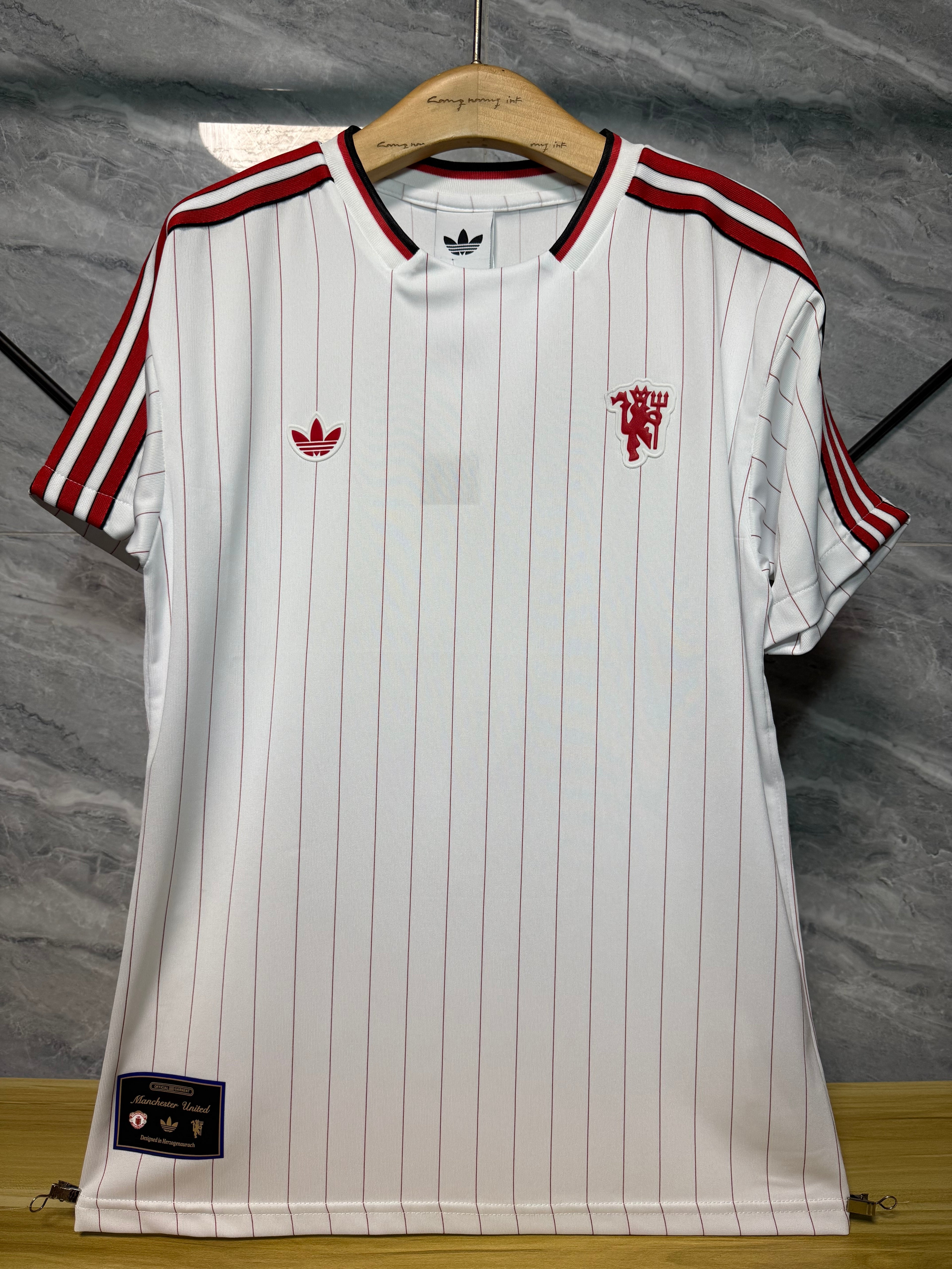 25-26曼联复古款三叶白玩家版本
