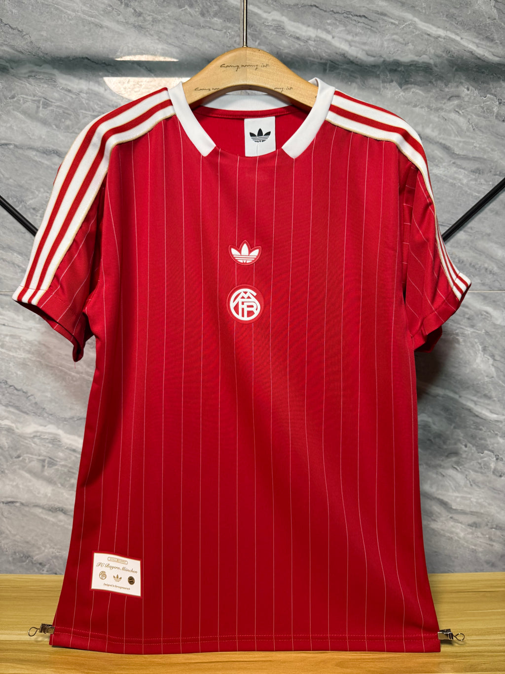 25-26拜仁复古款三叶大红玩家版本