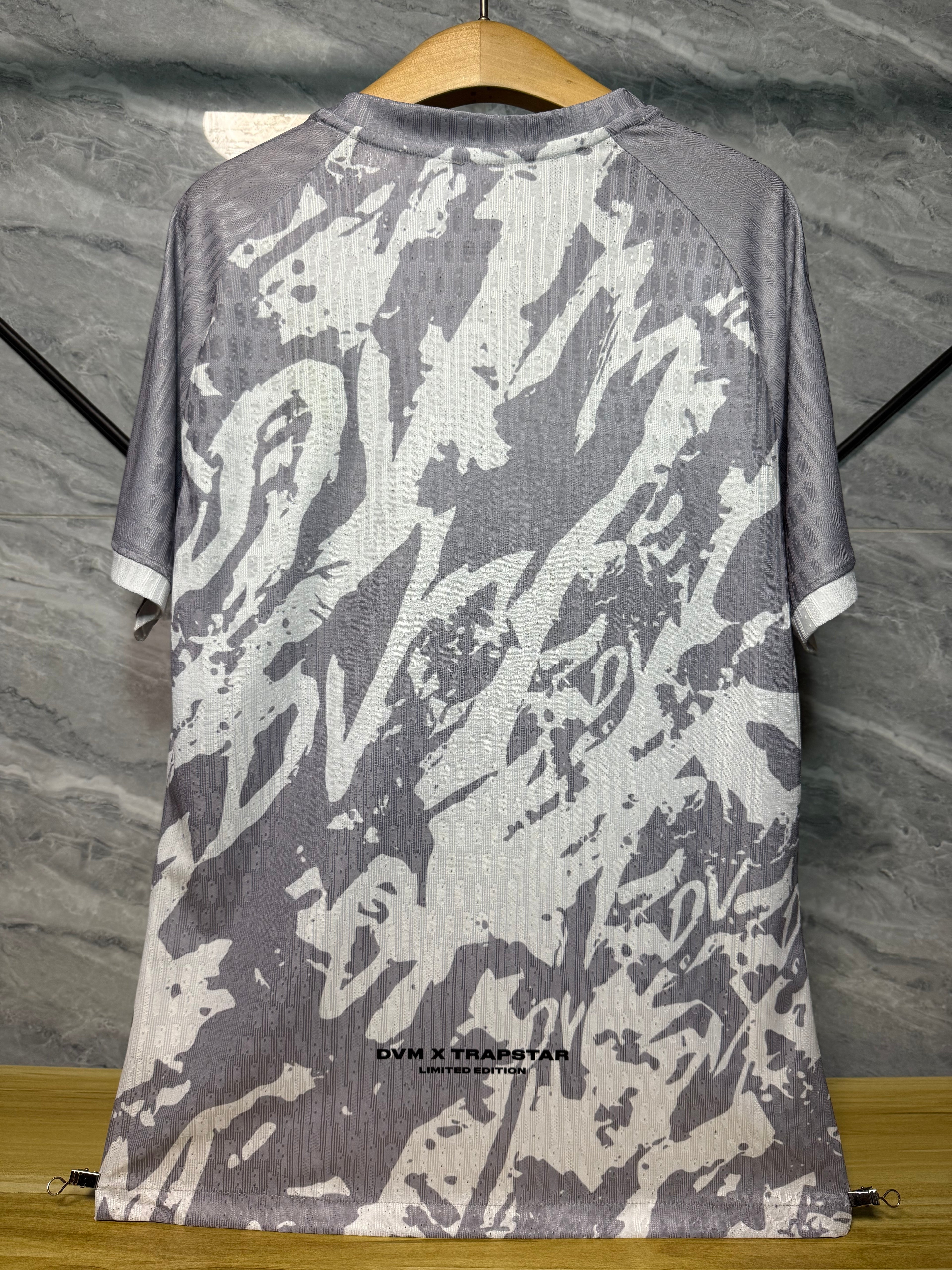 25-26特拉普说唱音乐灰白玩家版本