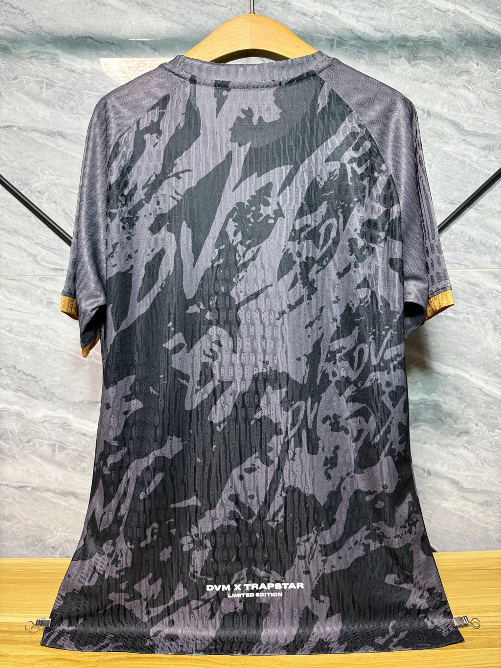 25-26特拉普说唱音乐黑灰