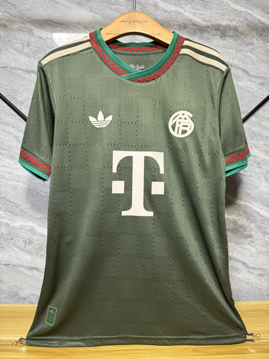 25-26拜仁二客仿真版抹茶绿玩家版本