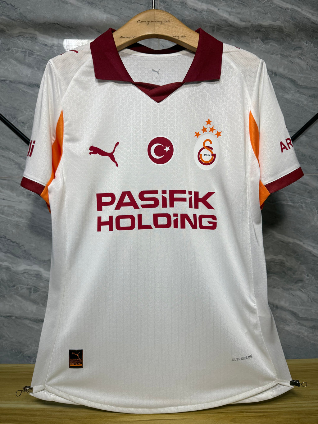 25-26加拉塔萨雷客场玩家版本