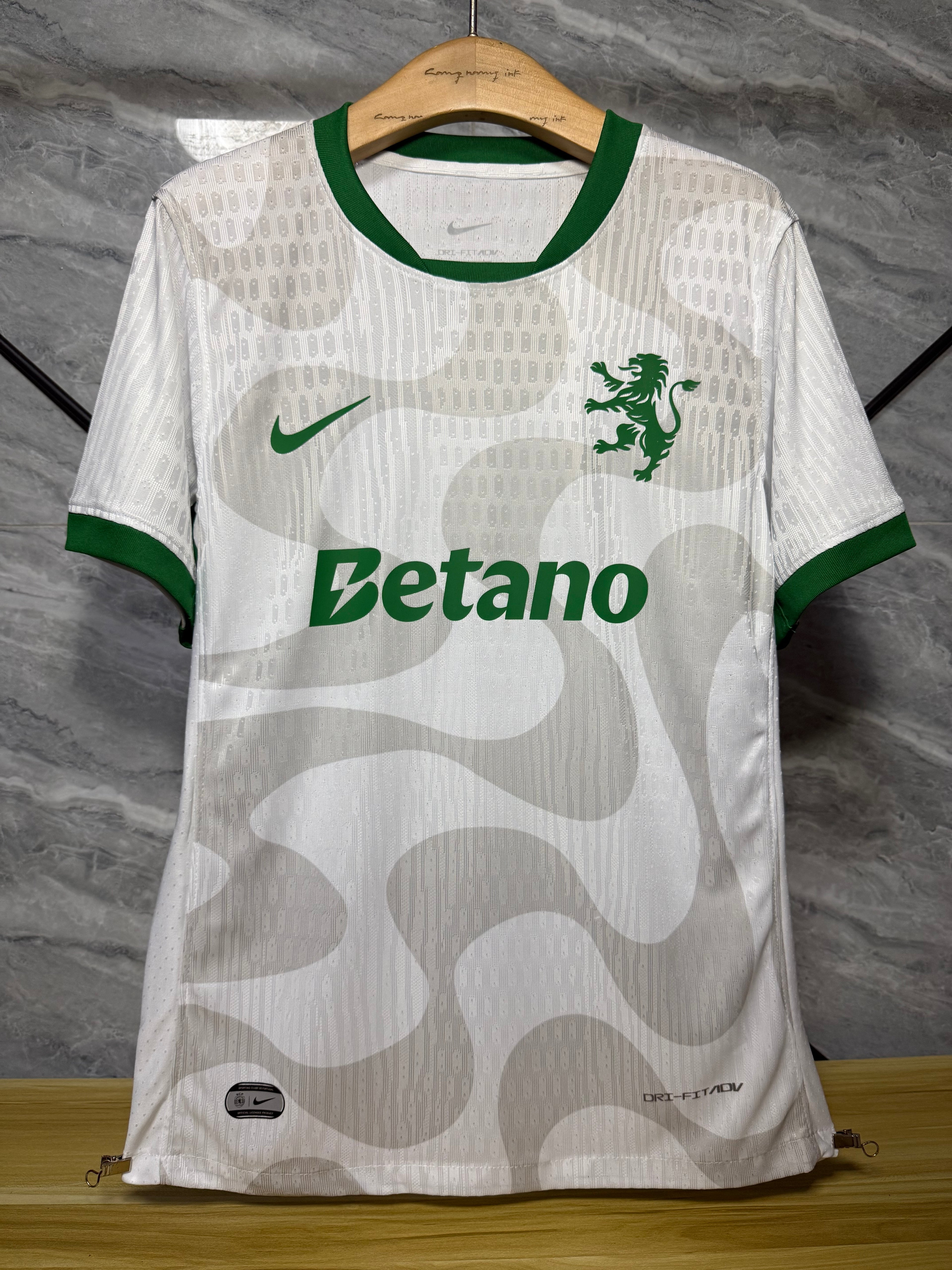 25-26里斯本二客玩家版本