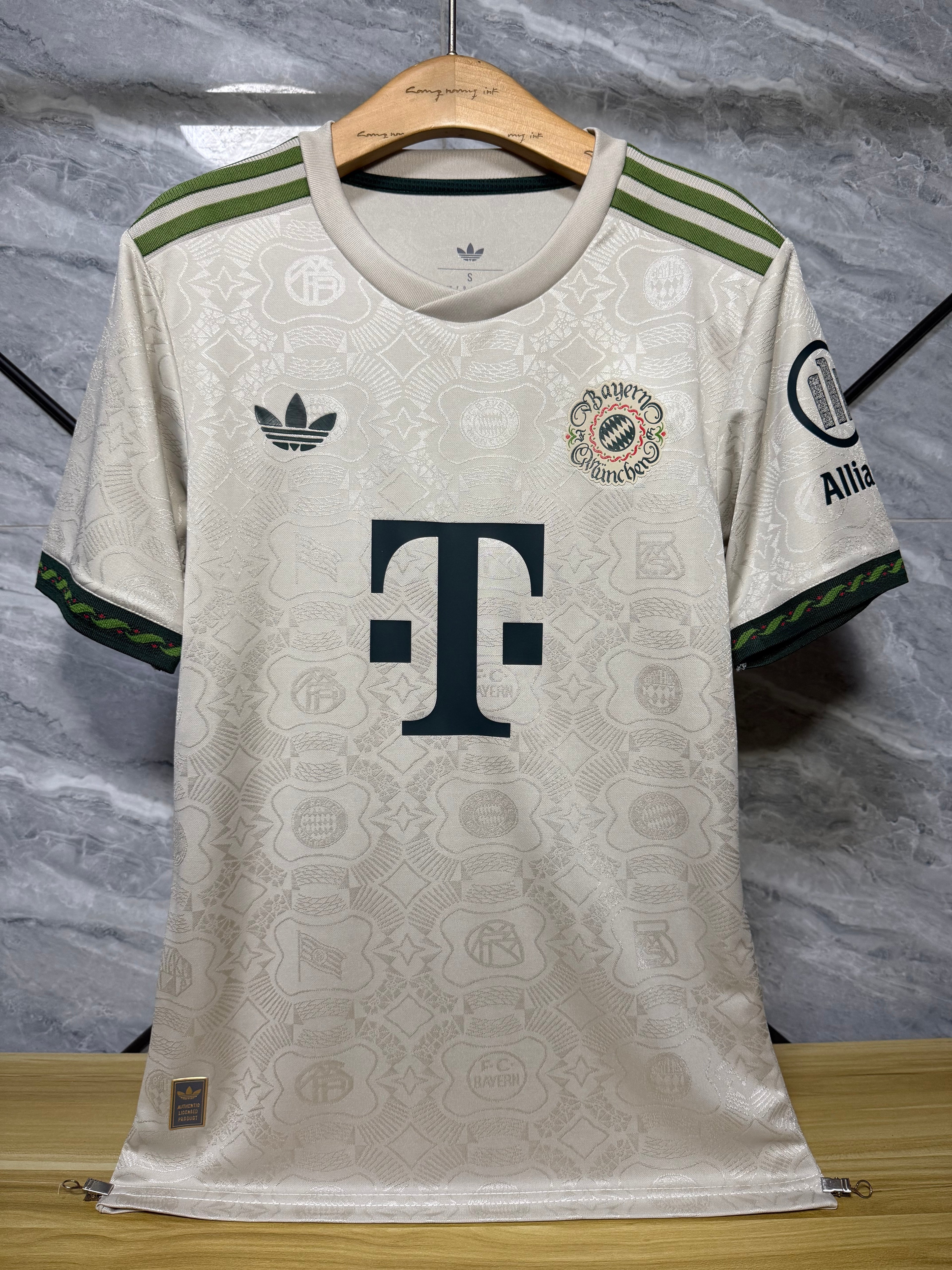 25-26拜仁啤酒节特别版玩家版本