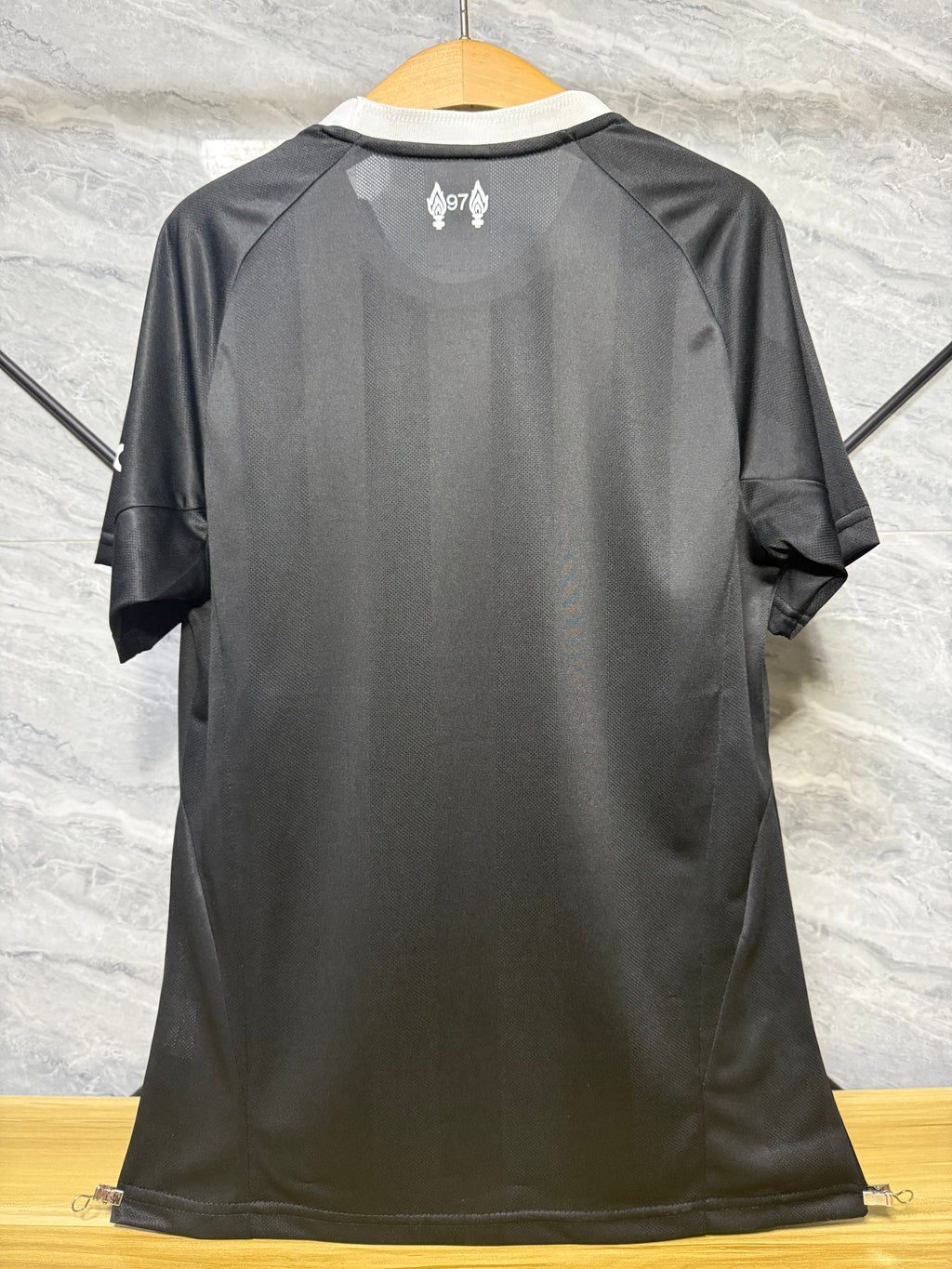 25-26利物浦守门员黑色玩家版本