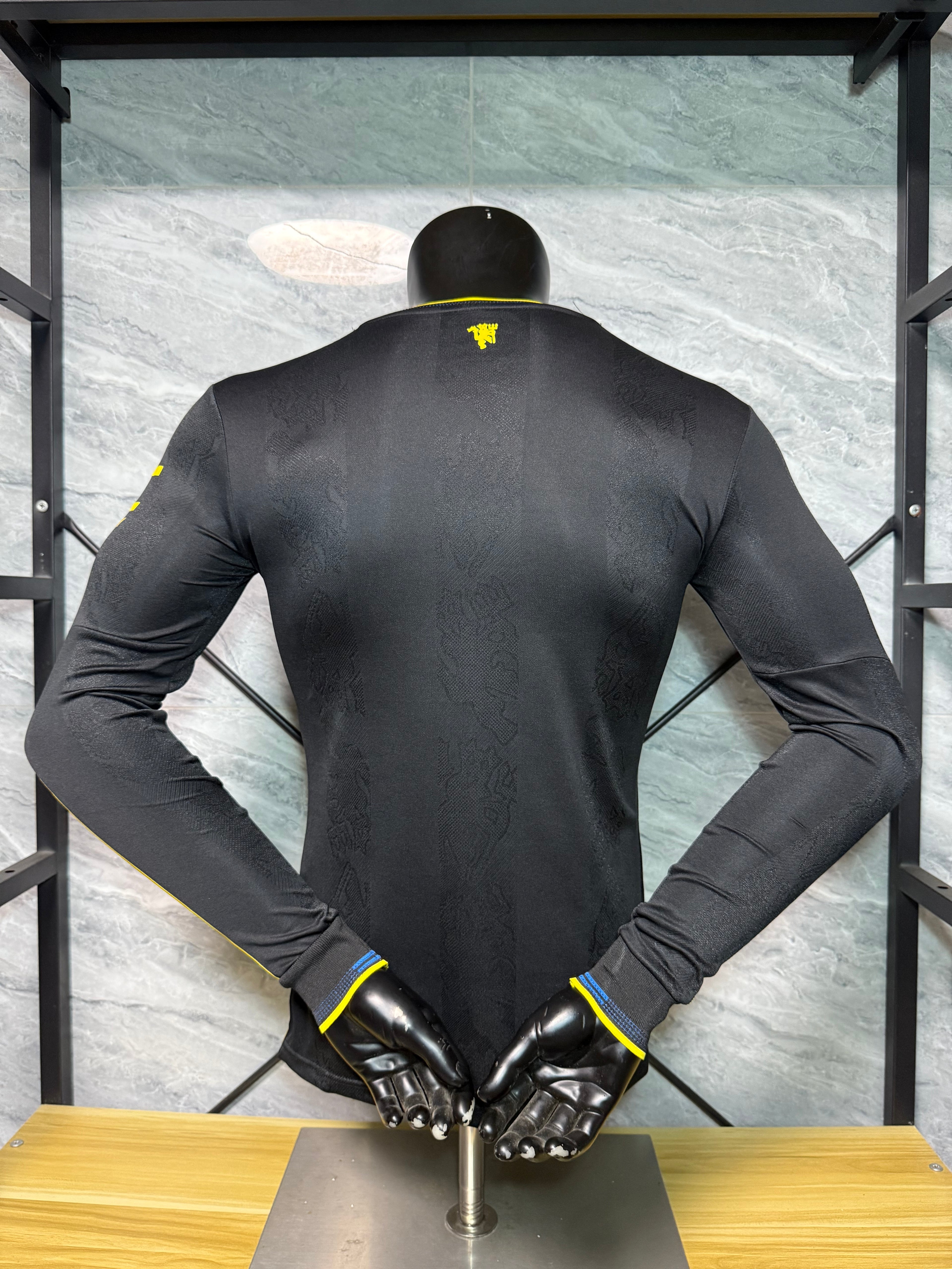 长袖球员 25-26曼联二客玩家版本