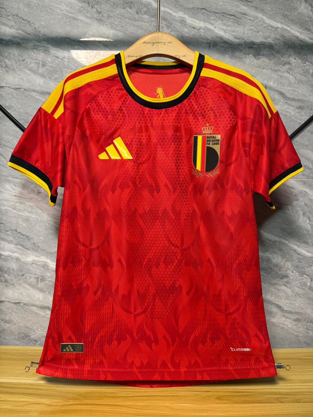 25-26比利时主场玩家版本