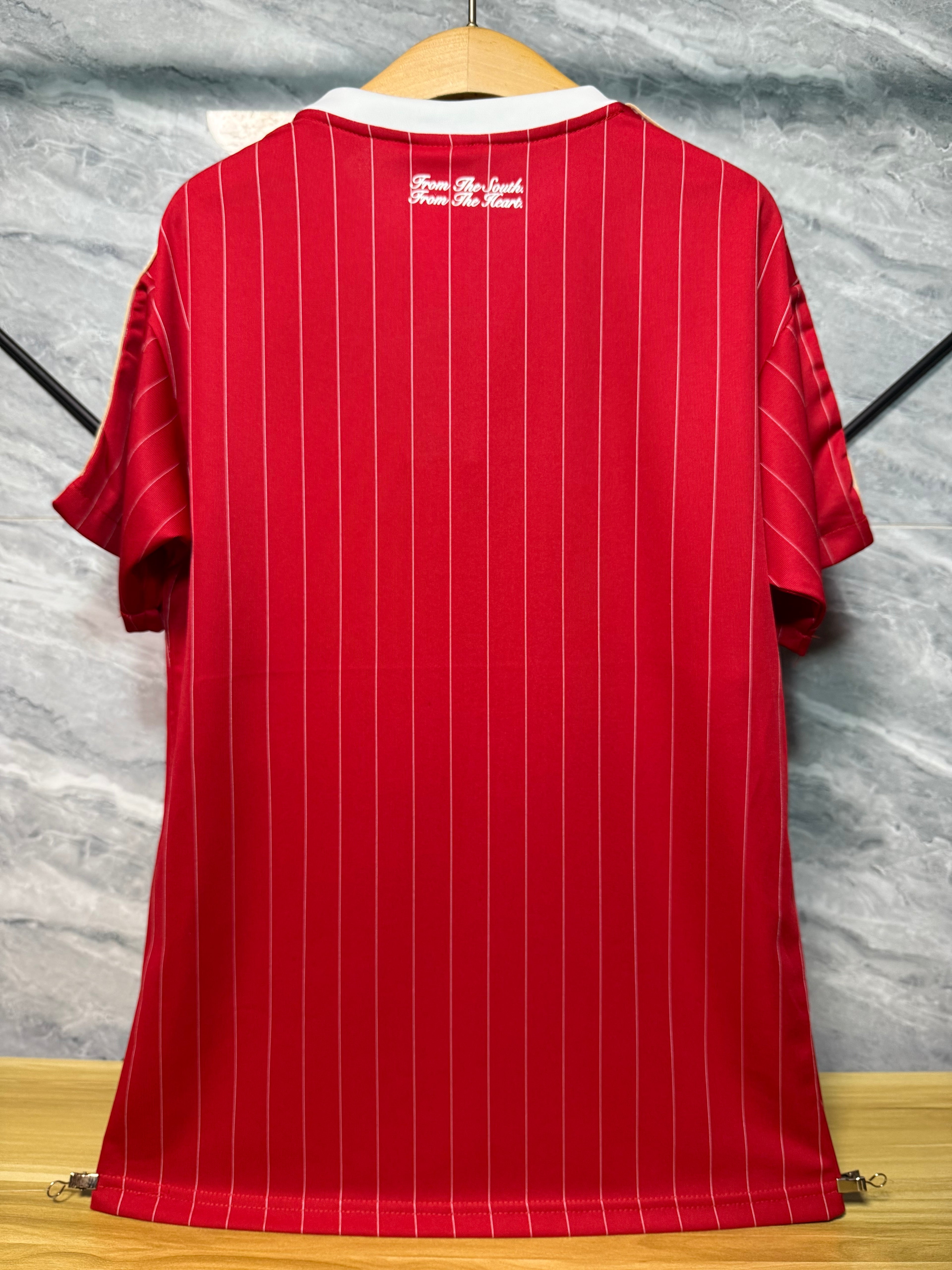 25-26拜仁复古款三叶大红玩家版本