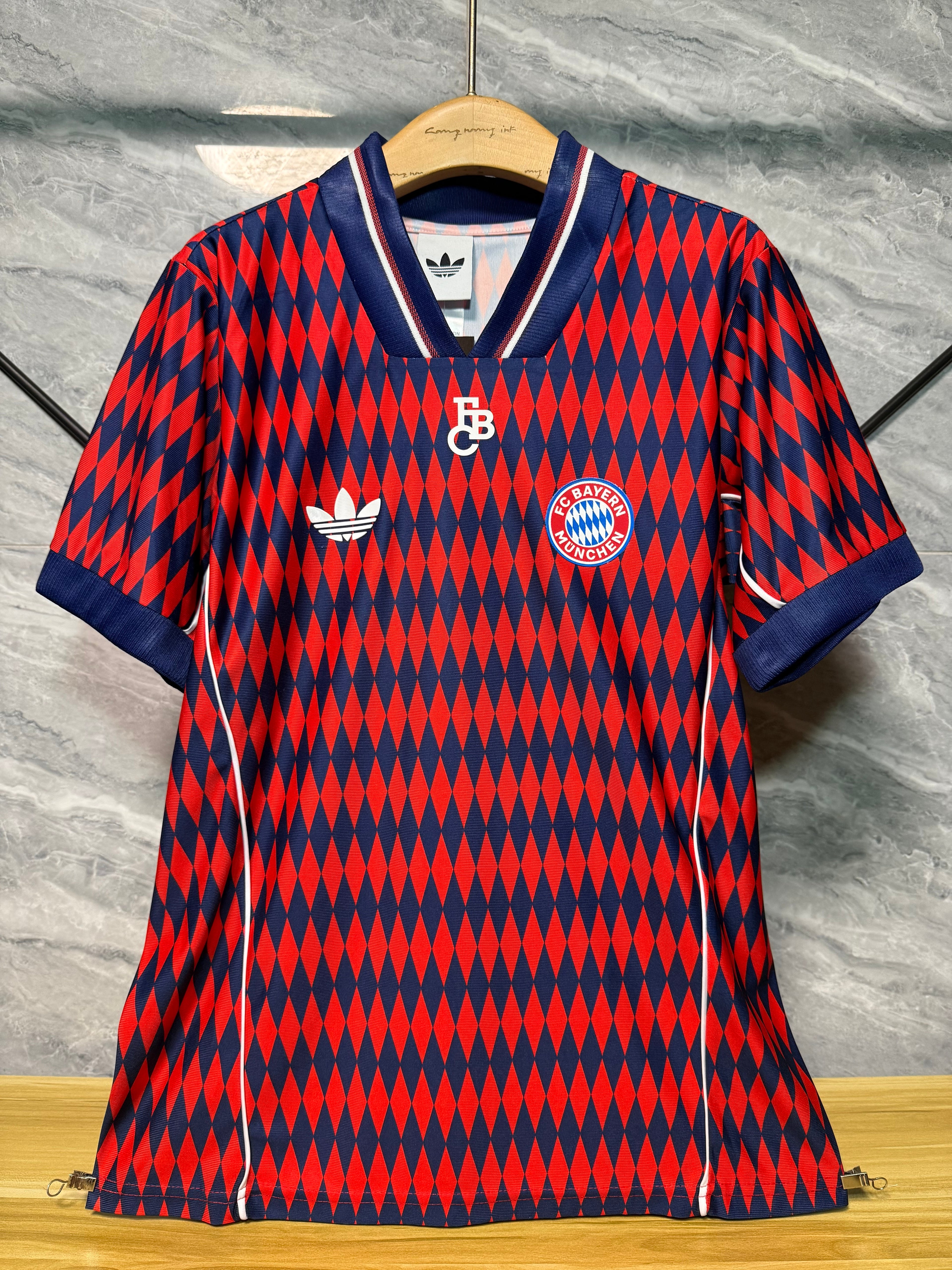 25-26拜仁复古款三叶红FBC