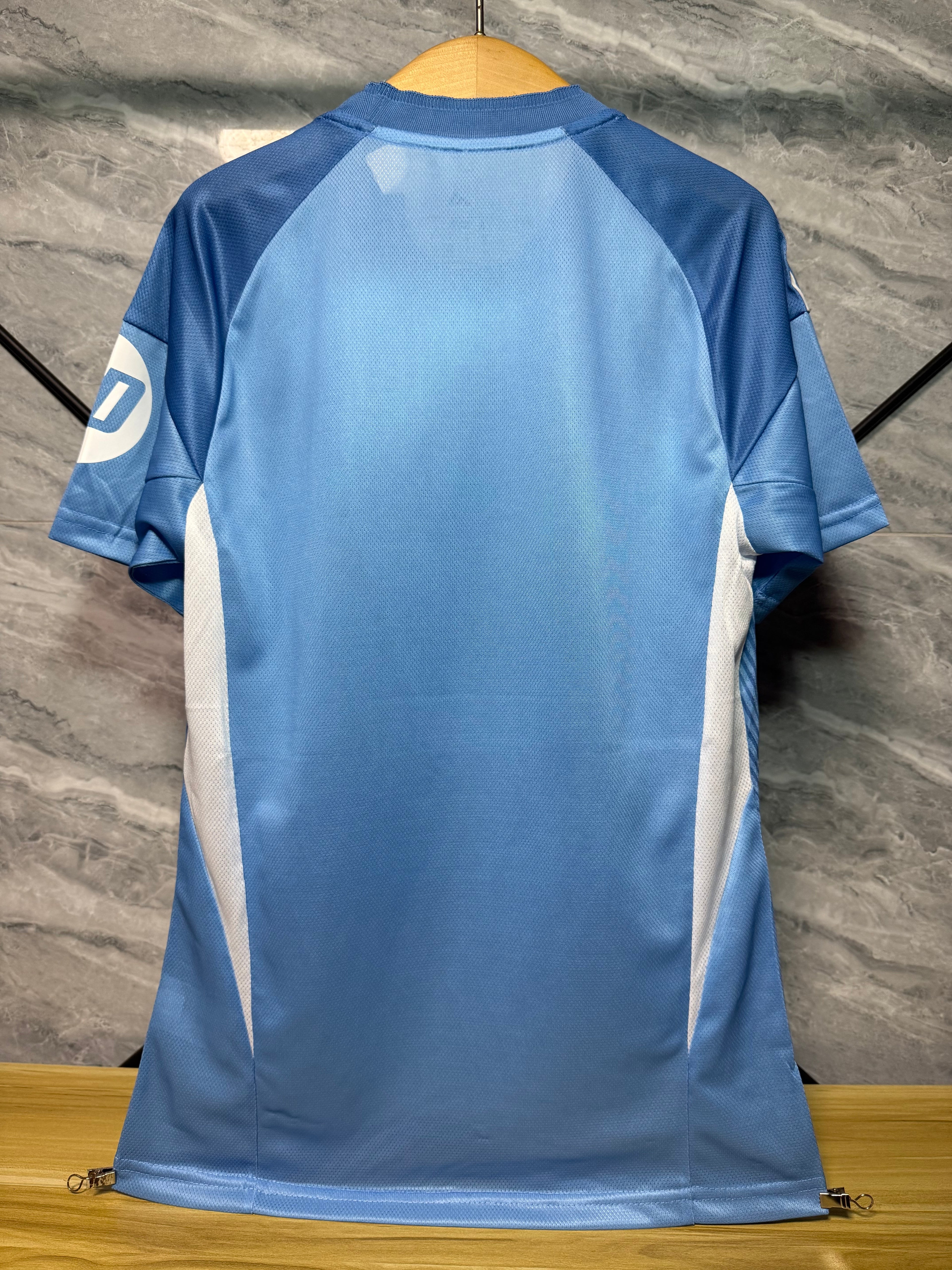 25-26皇马守门员蓝色玩家版本