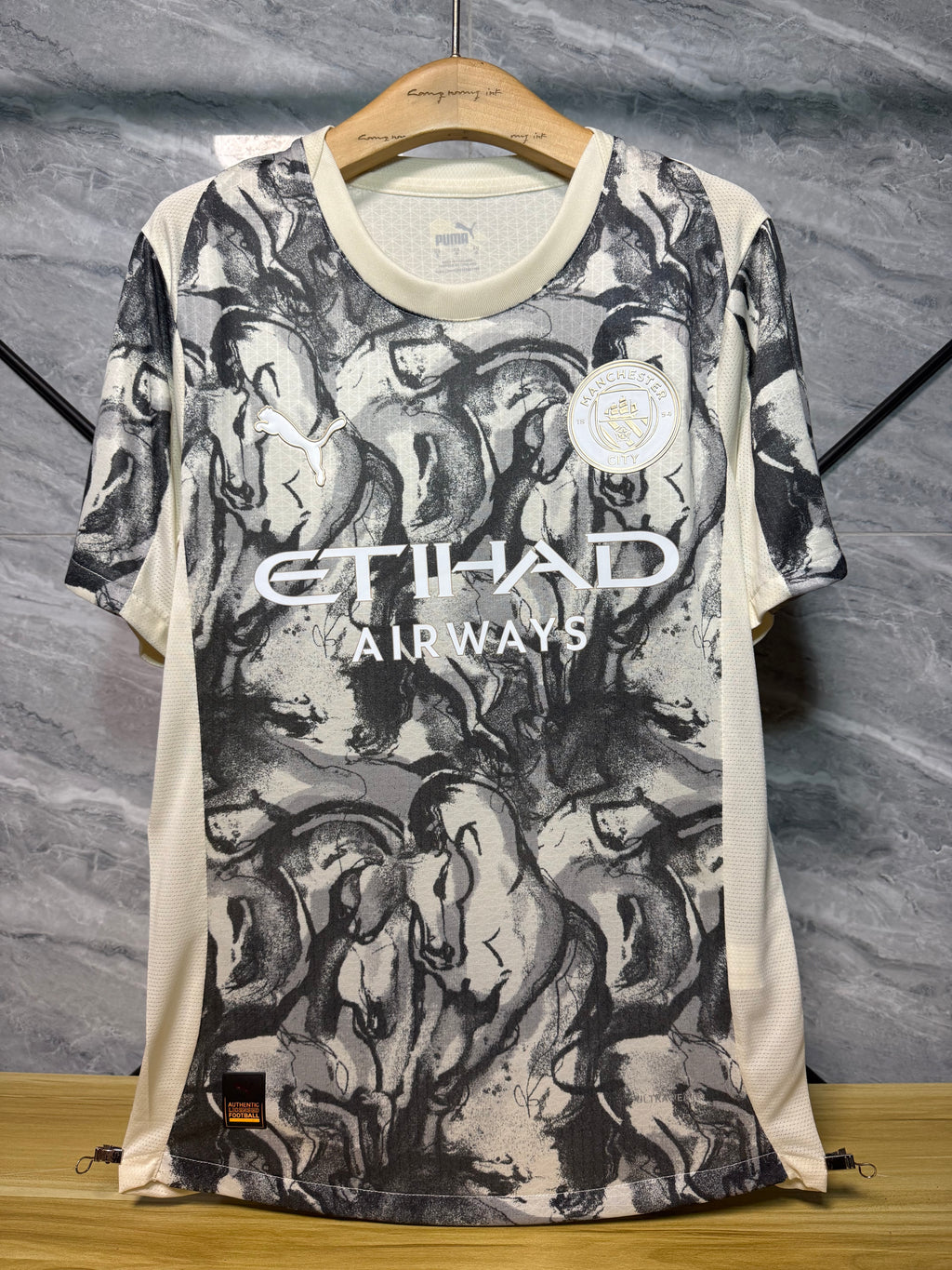 25-26曼城马年特别版vs马到成功玩家版本