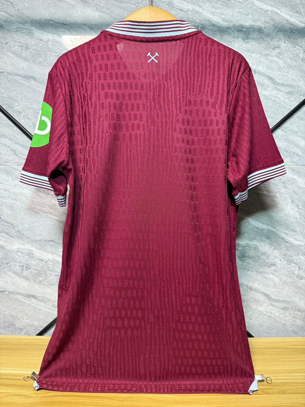 25-26西汉姆联主场玩家版本