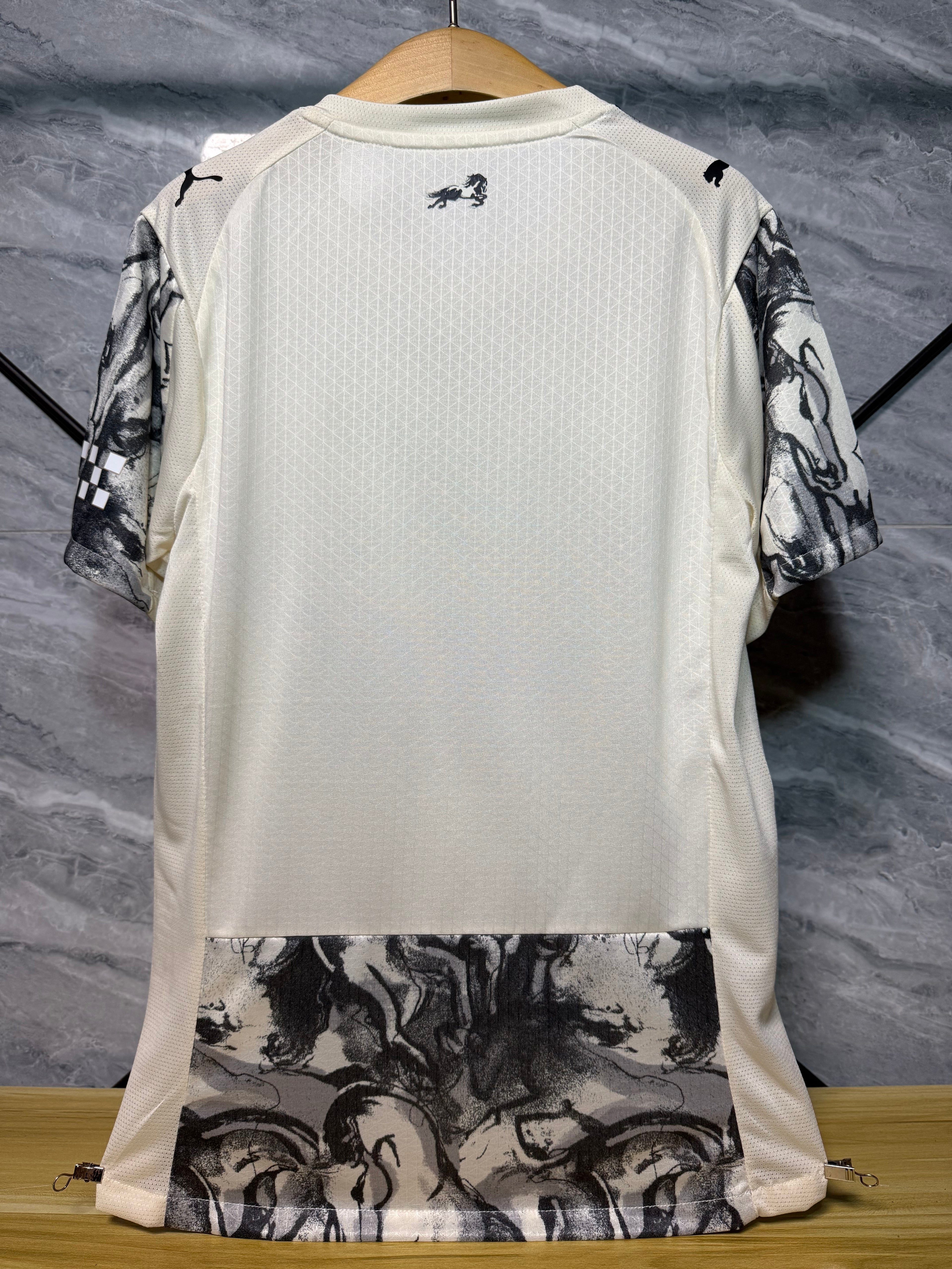 25-26曼城马年特别版vs马到成功玩家版本