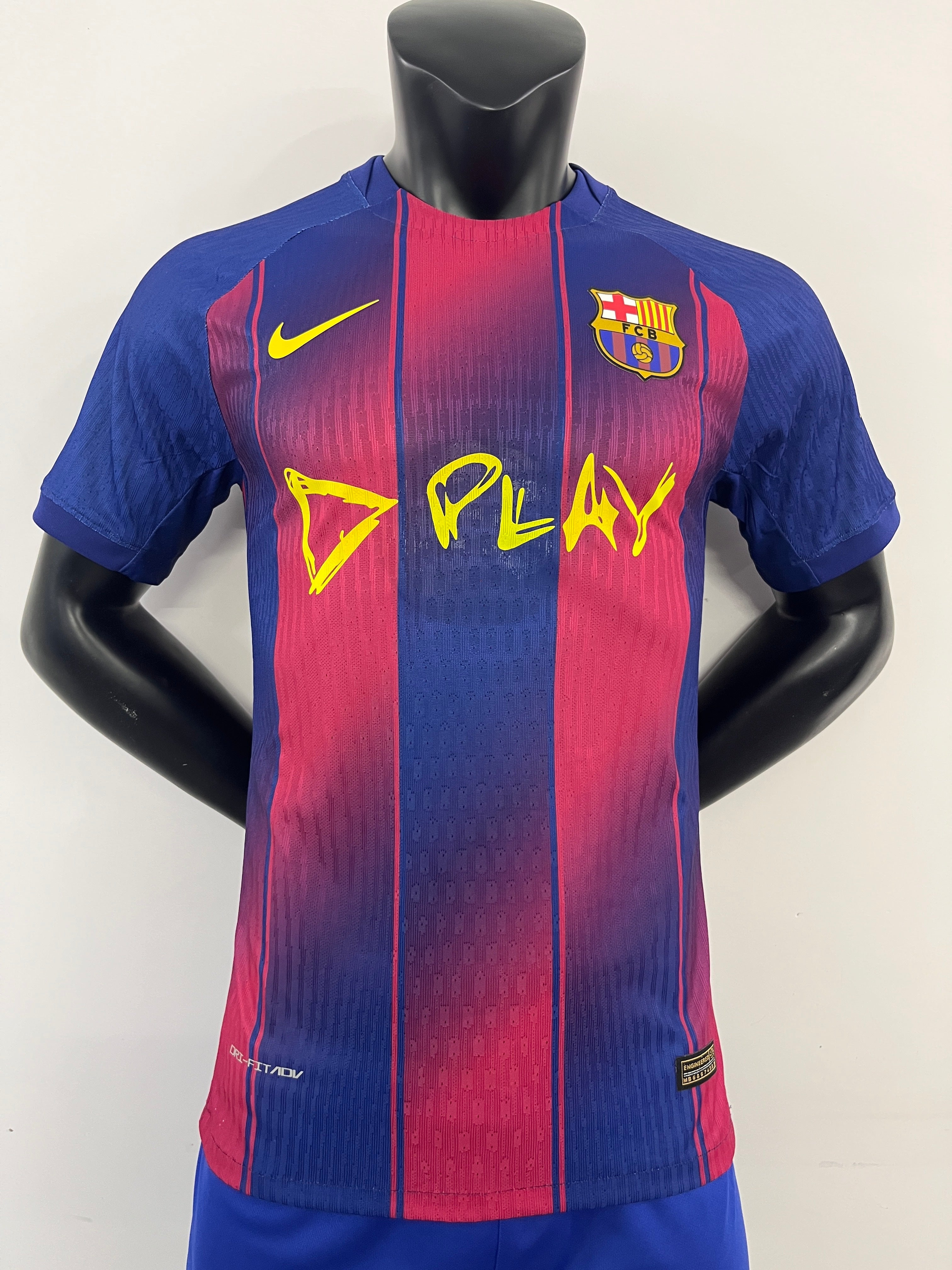 25-26巴塞联名版