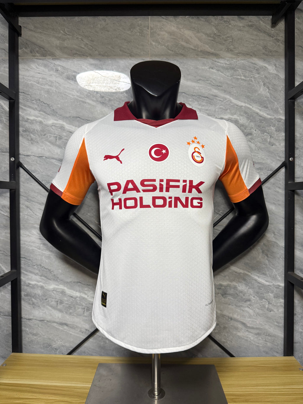 25-26加拉塔萨雷客场玩家版本