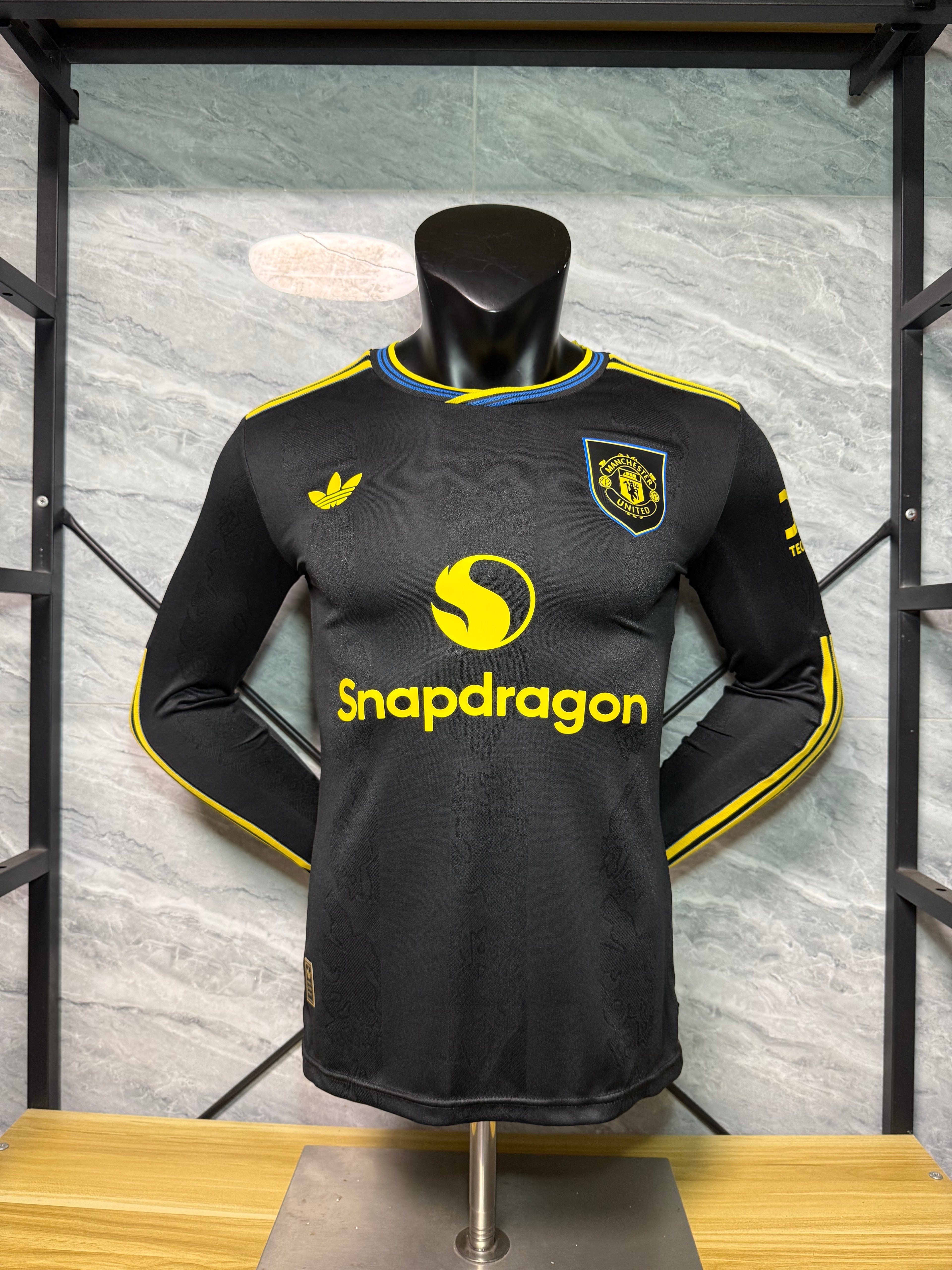 长袖球员 25-26曼联二客玩家版本