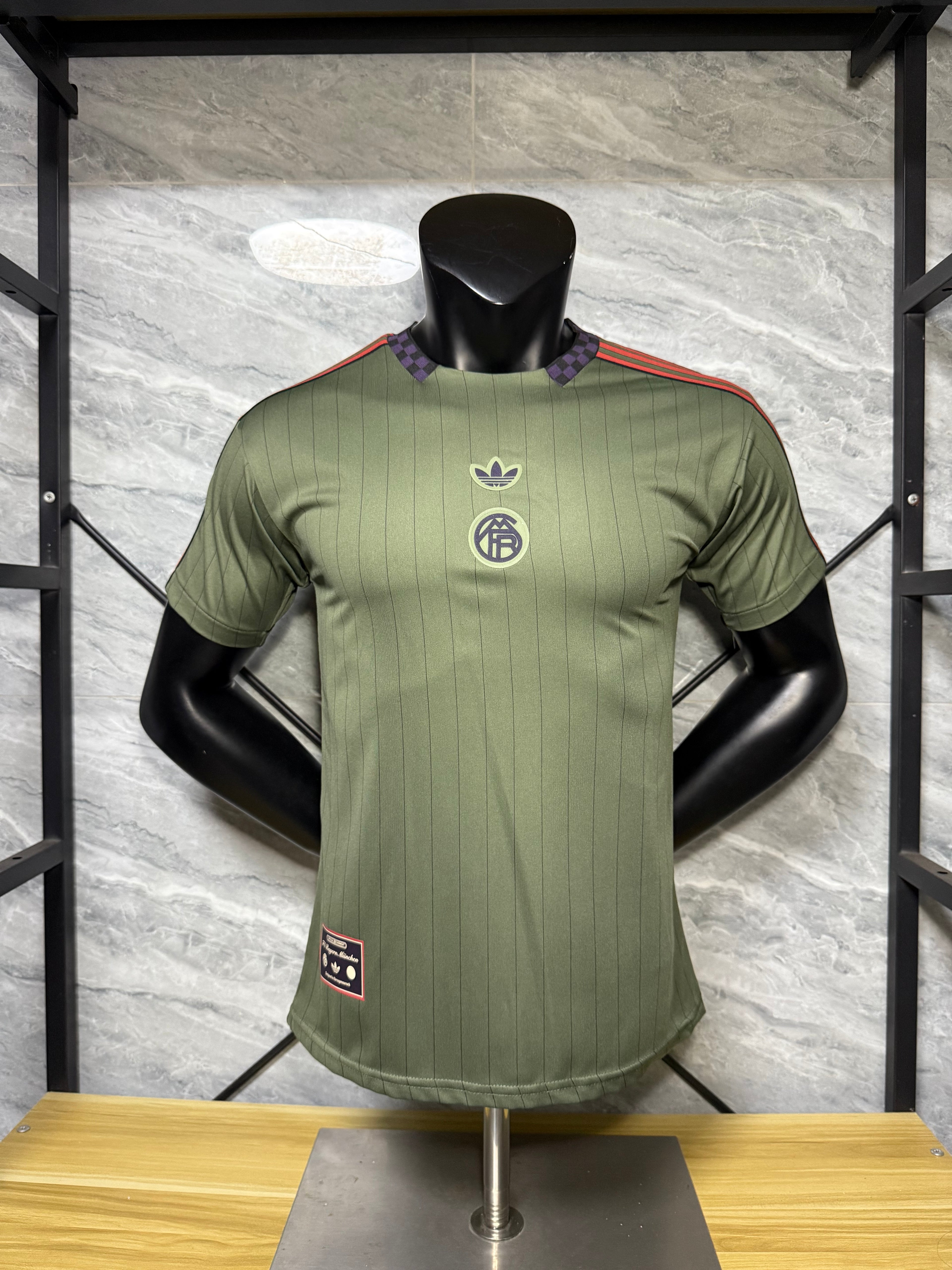 25-26拜仁复古款三叶抺茶绿玩家版本