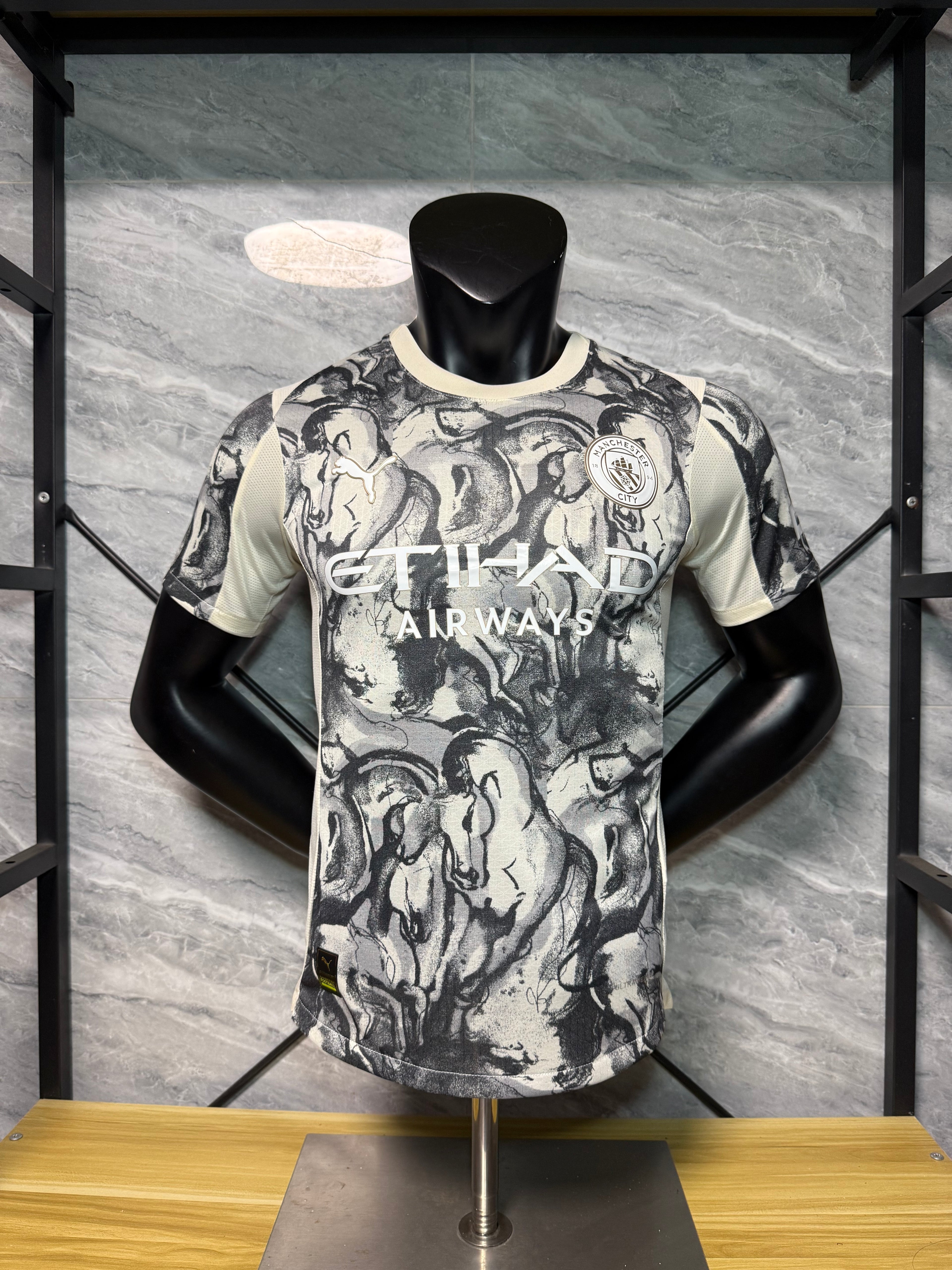 25-26曼城马年特别版vs马到成功玩家版本