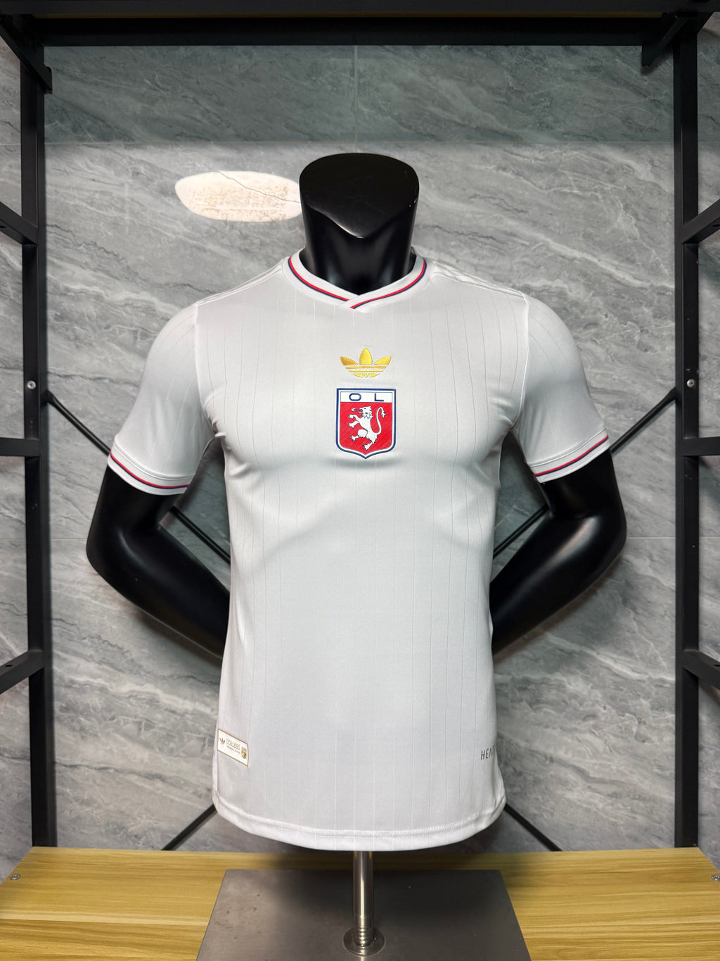 25-26里昂75周年纪念版