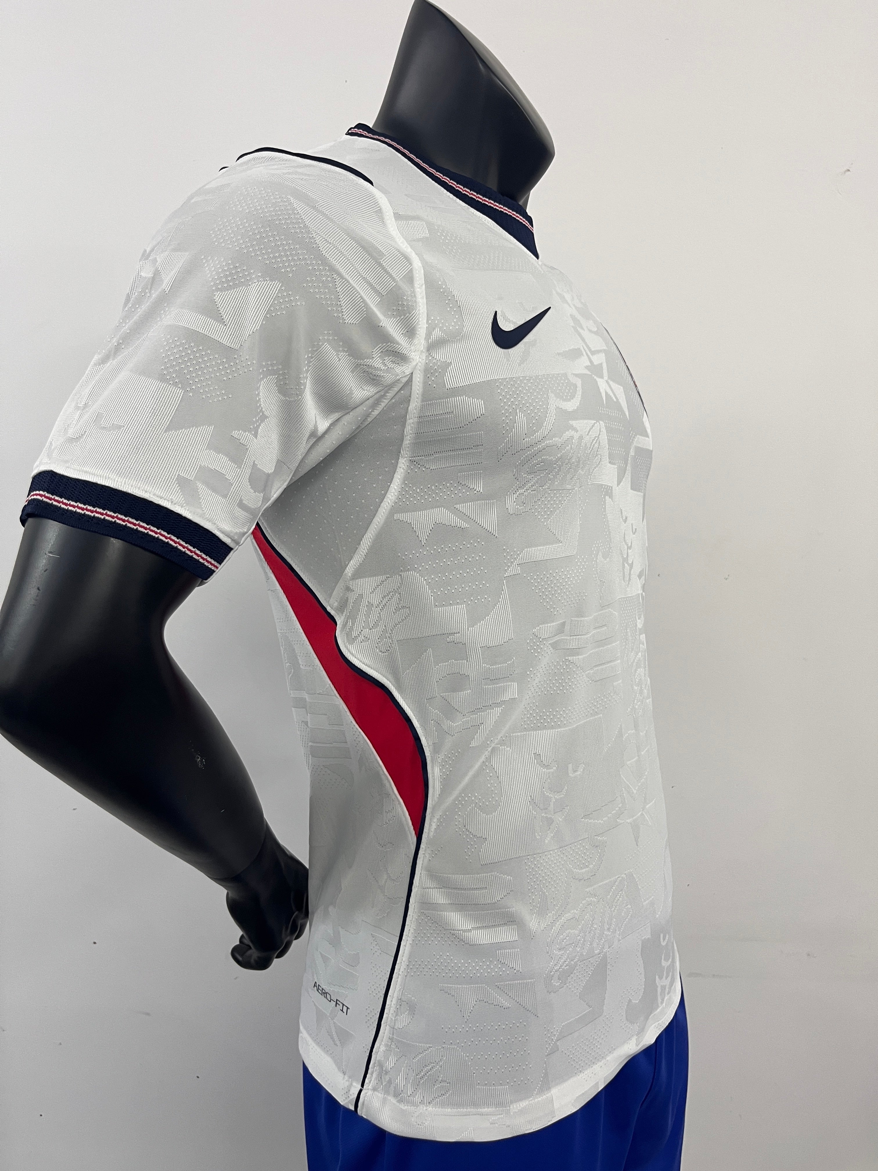 Estadio local de Inglaterra (talla S-2XL) en el Mundial de 2026