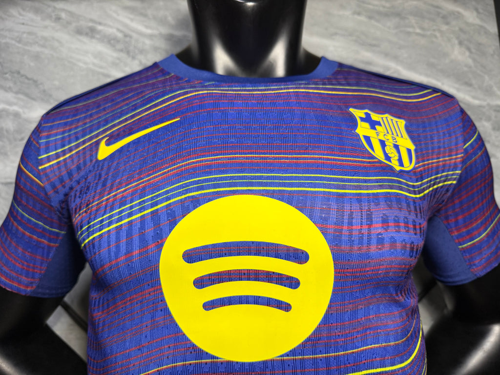 25-26巴萨赛前服七彩蛇纹玩家版本