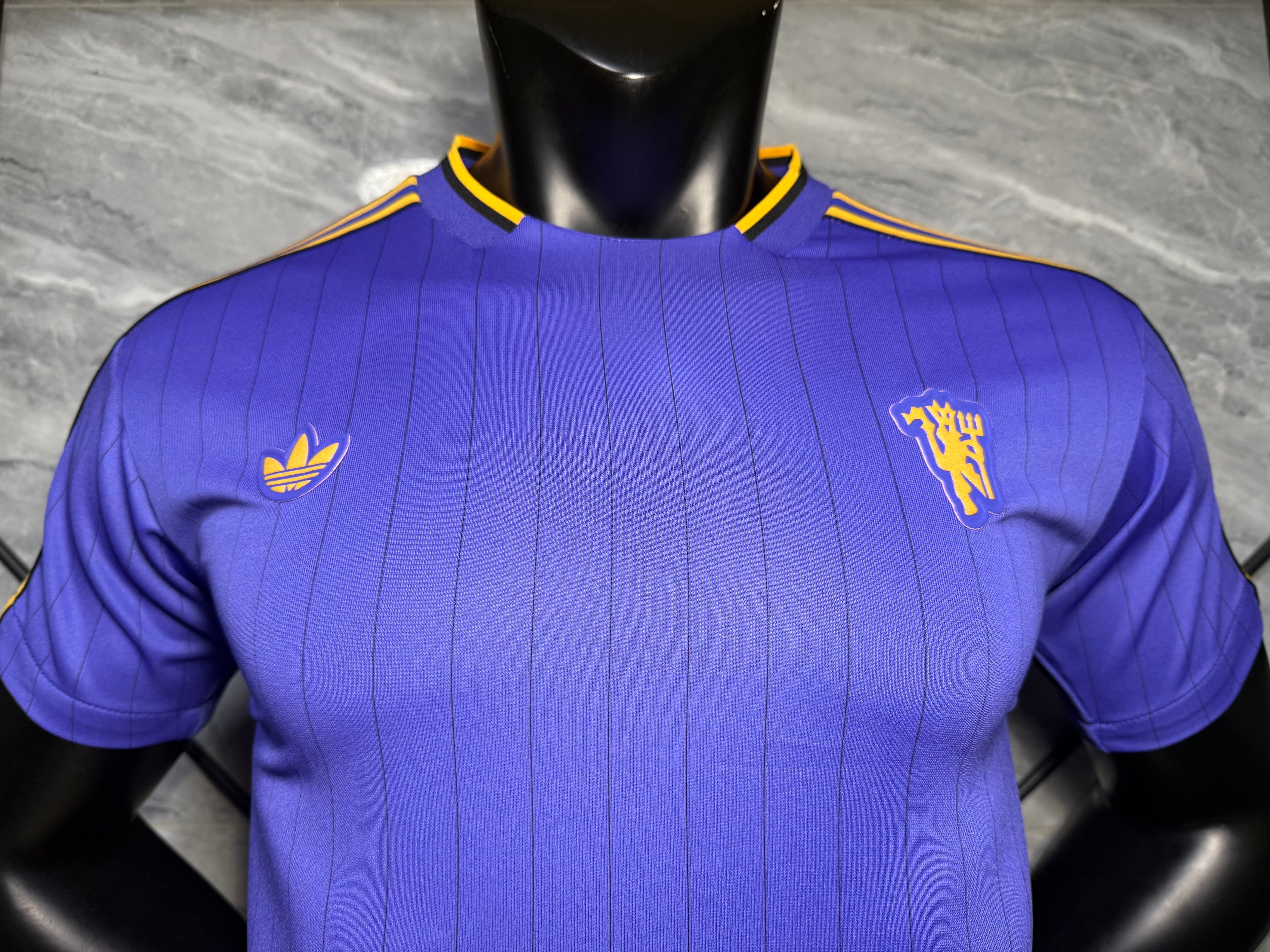 25-26曼联复古款三叶紫玩家版本