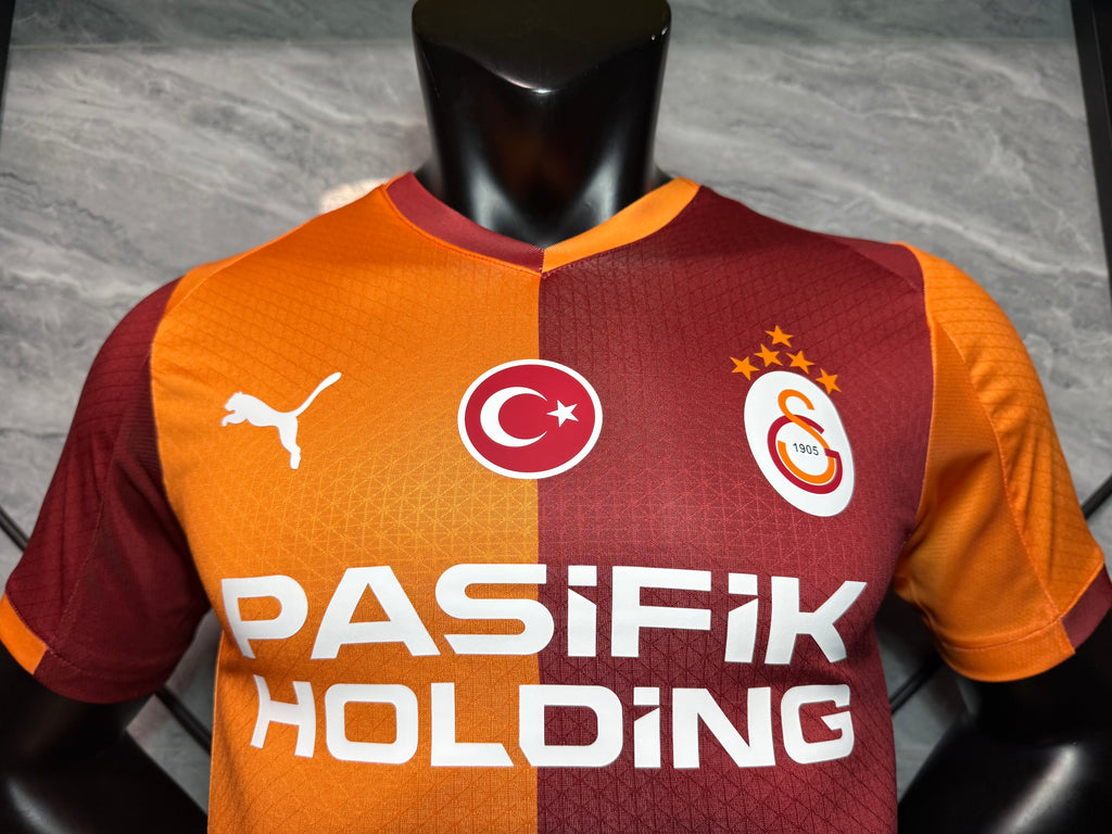 25-26加拉塔萨雷主场玩家版本