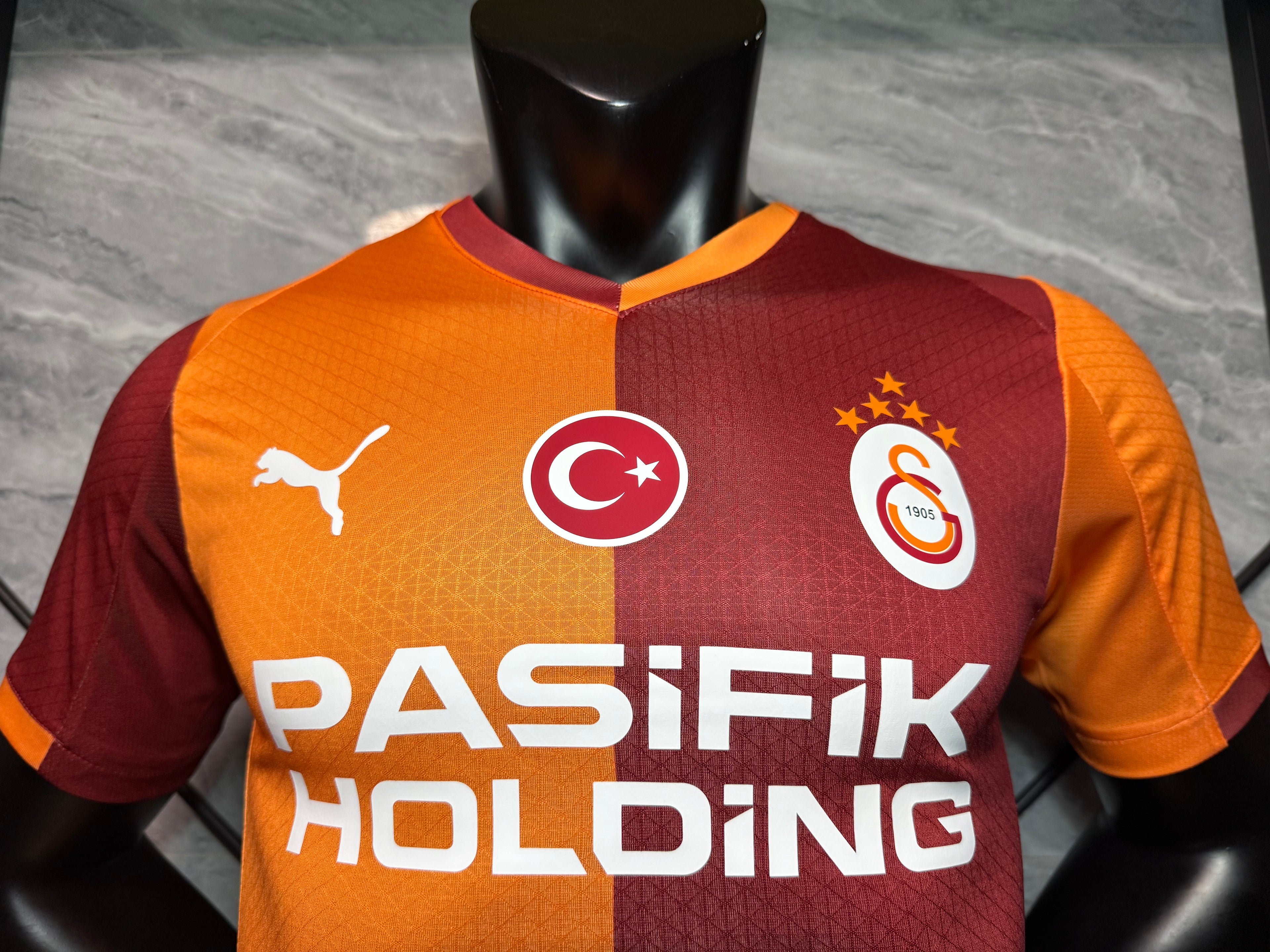 25-26加拉塔萨雷主场玩家版本