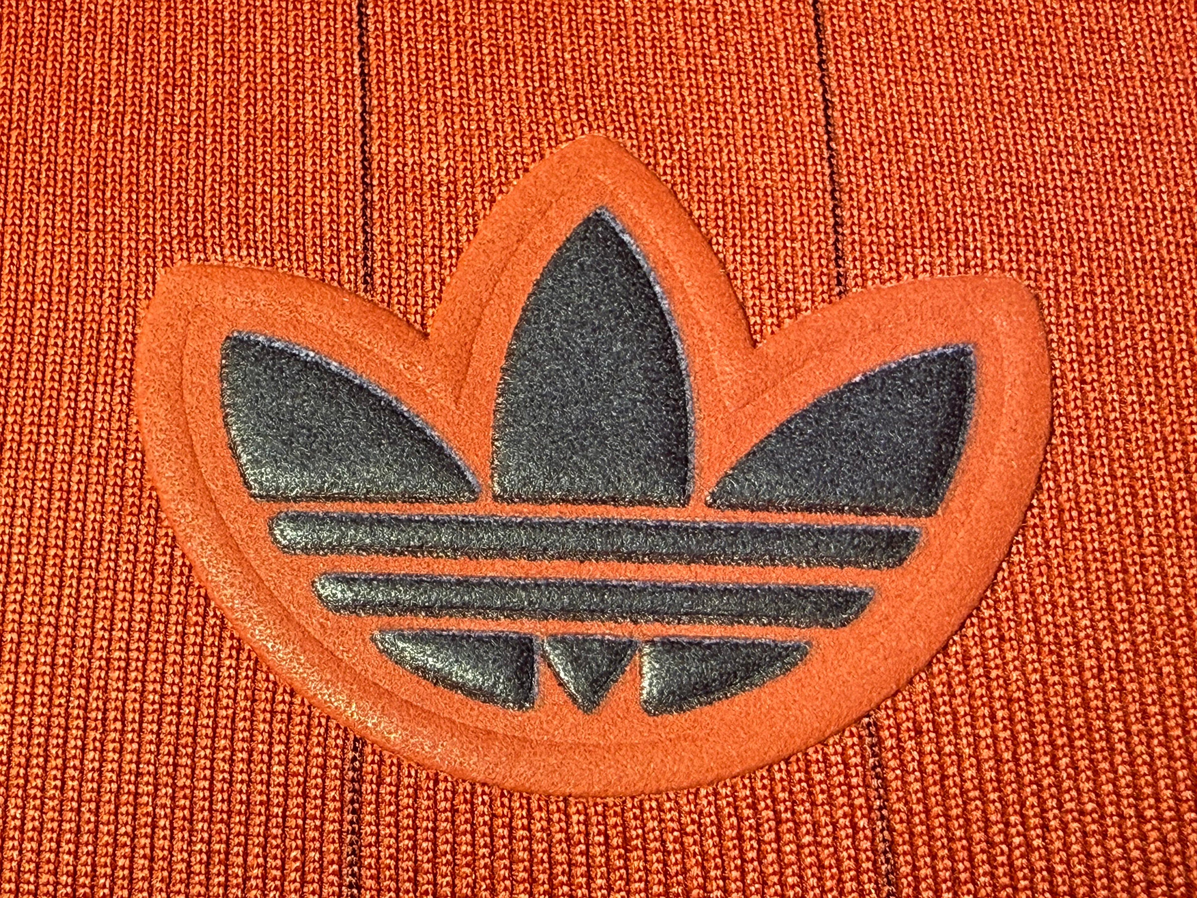 25-26拜仁复古款三叶红玩家版本