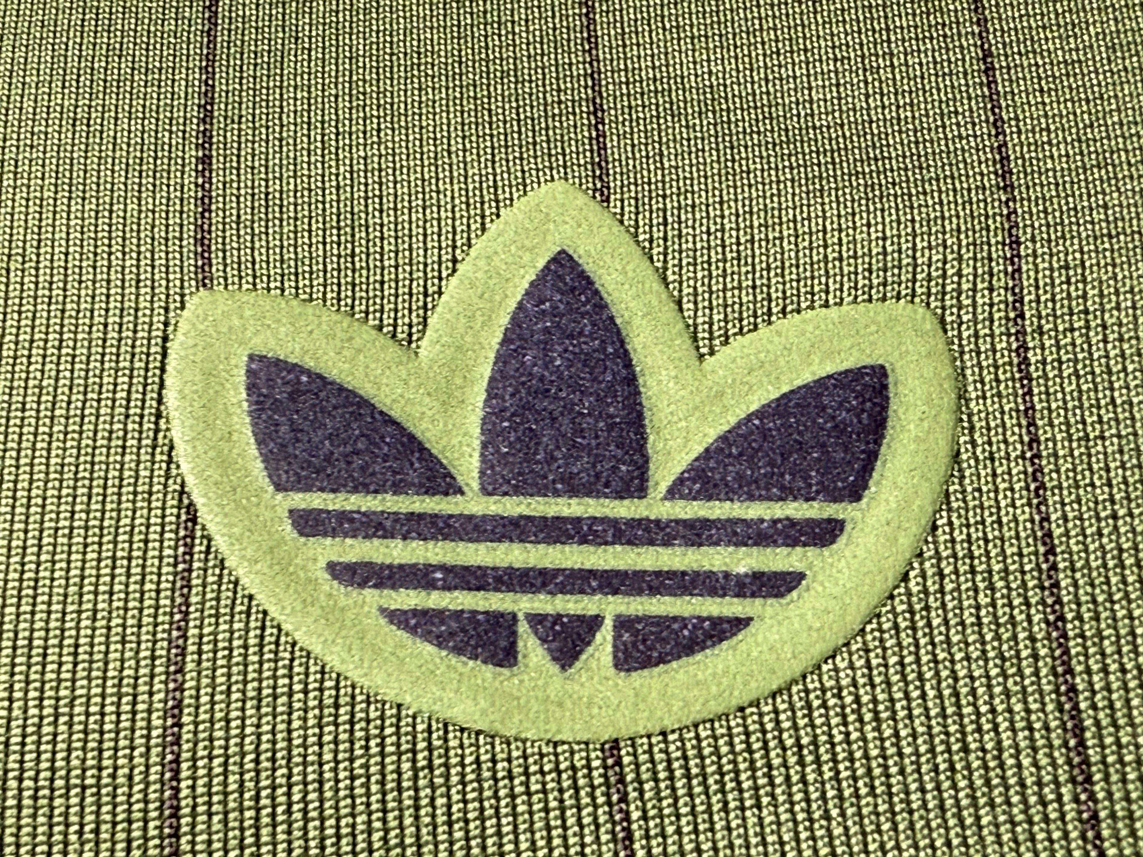 25-26拜仁复古款三叶抺茶绿玩家版本