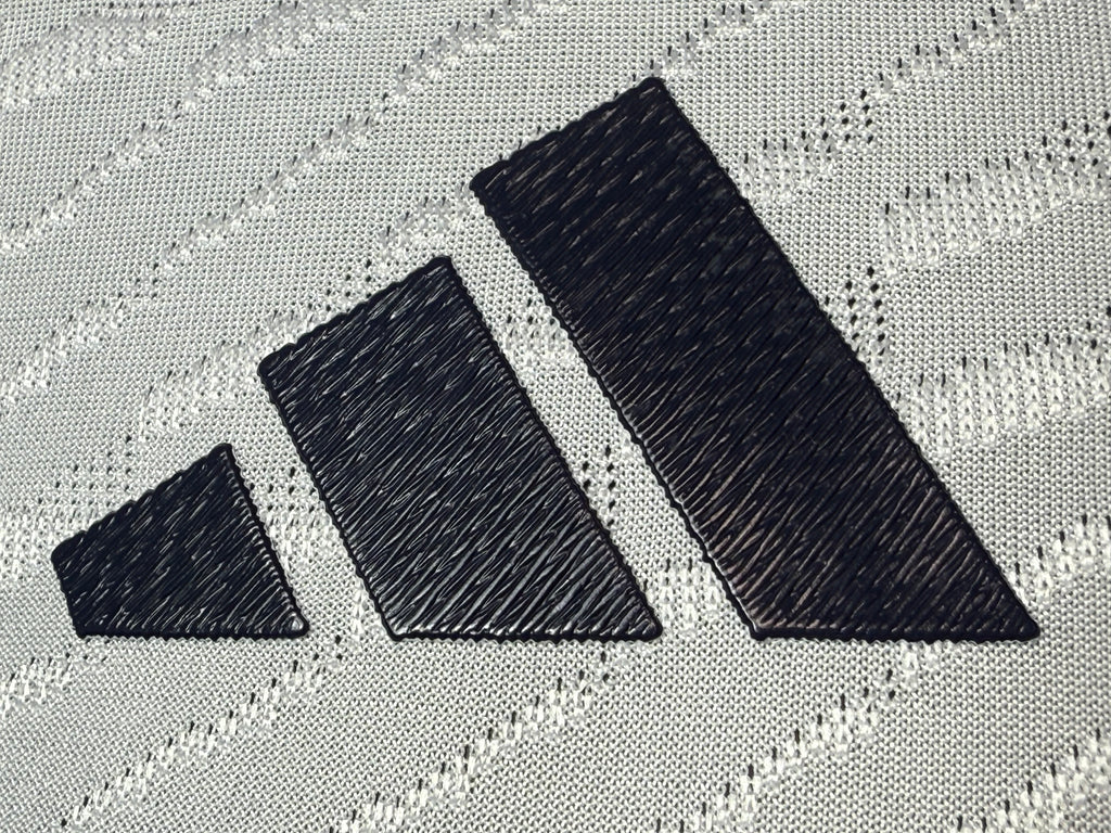 23-24皇马主场玩家版本