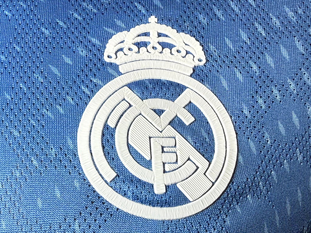 25-26皇马守门员蓝色玩家版本