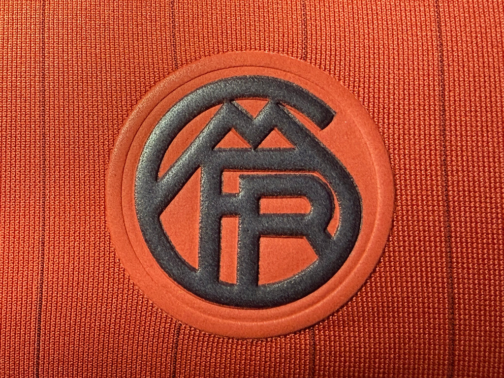 25-26拜仁复古款三叶红玩家版本