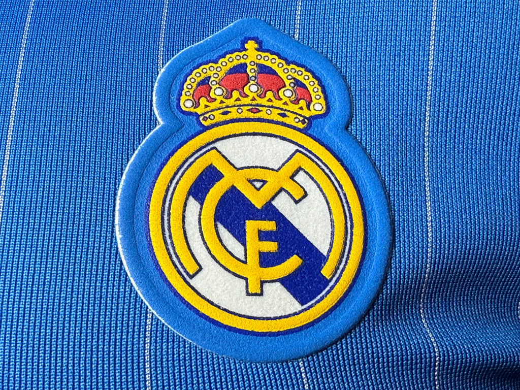 25-26皇马复古款三叶蓝玩家版本