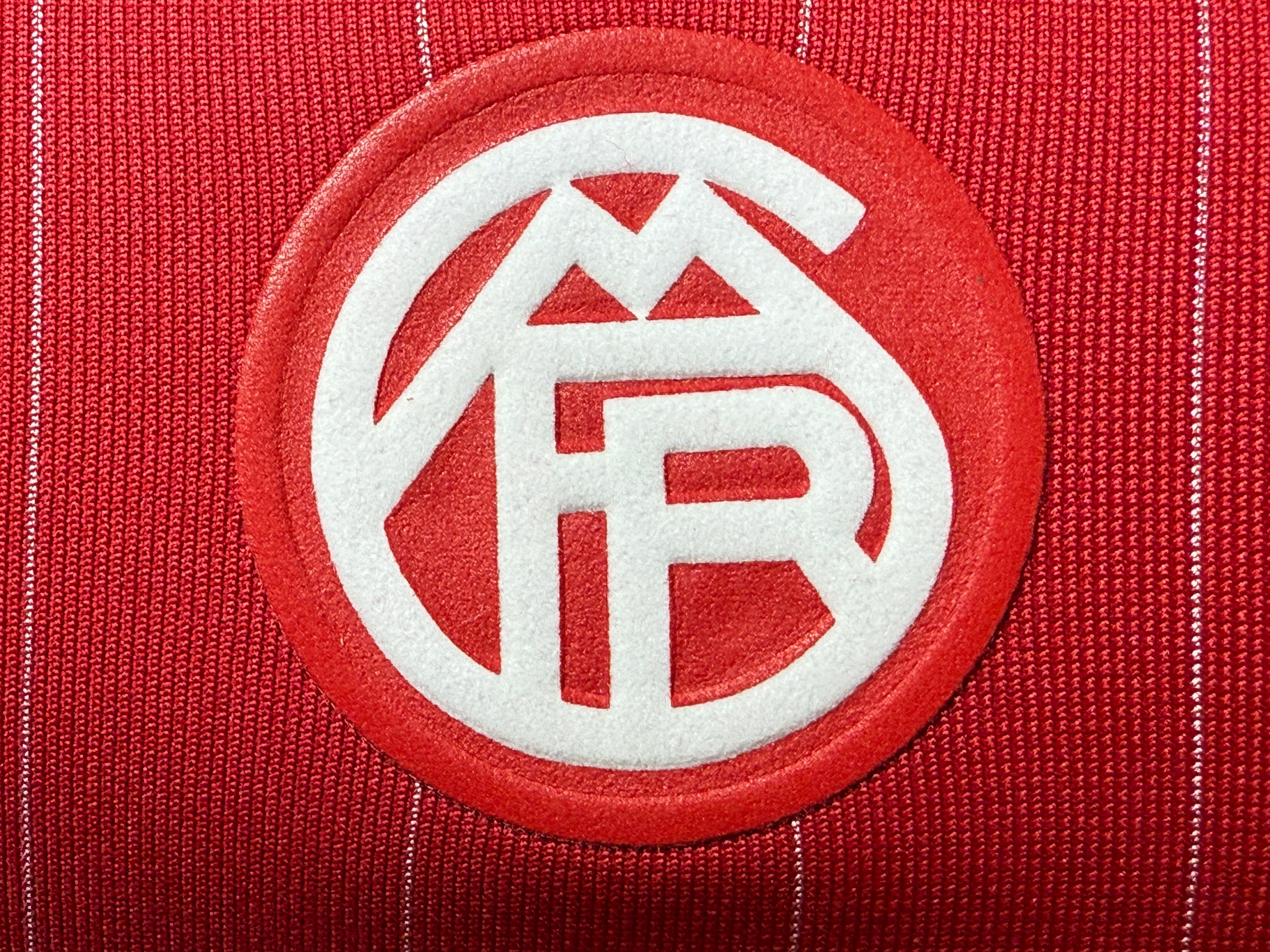 25-26拜仁复古款三叶大红玩家版本