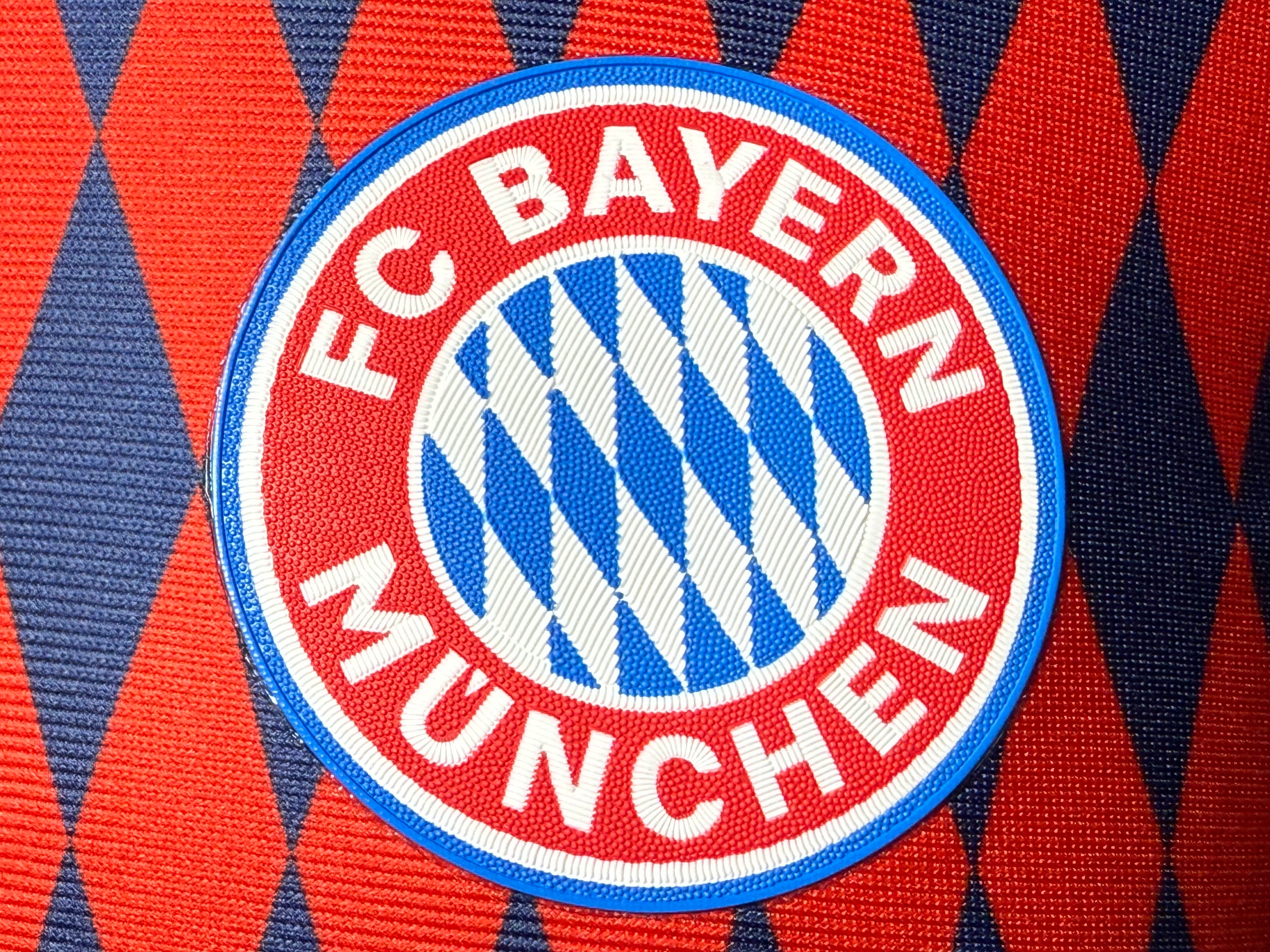 25-26拜仁复古款三叶红FBC