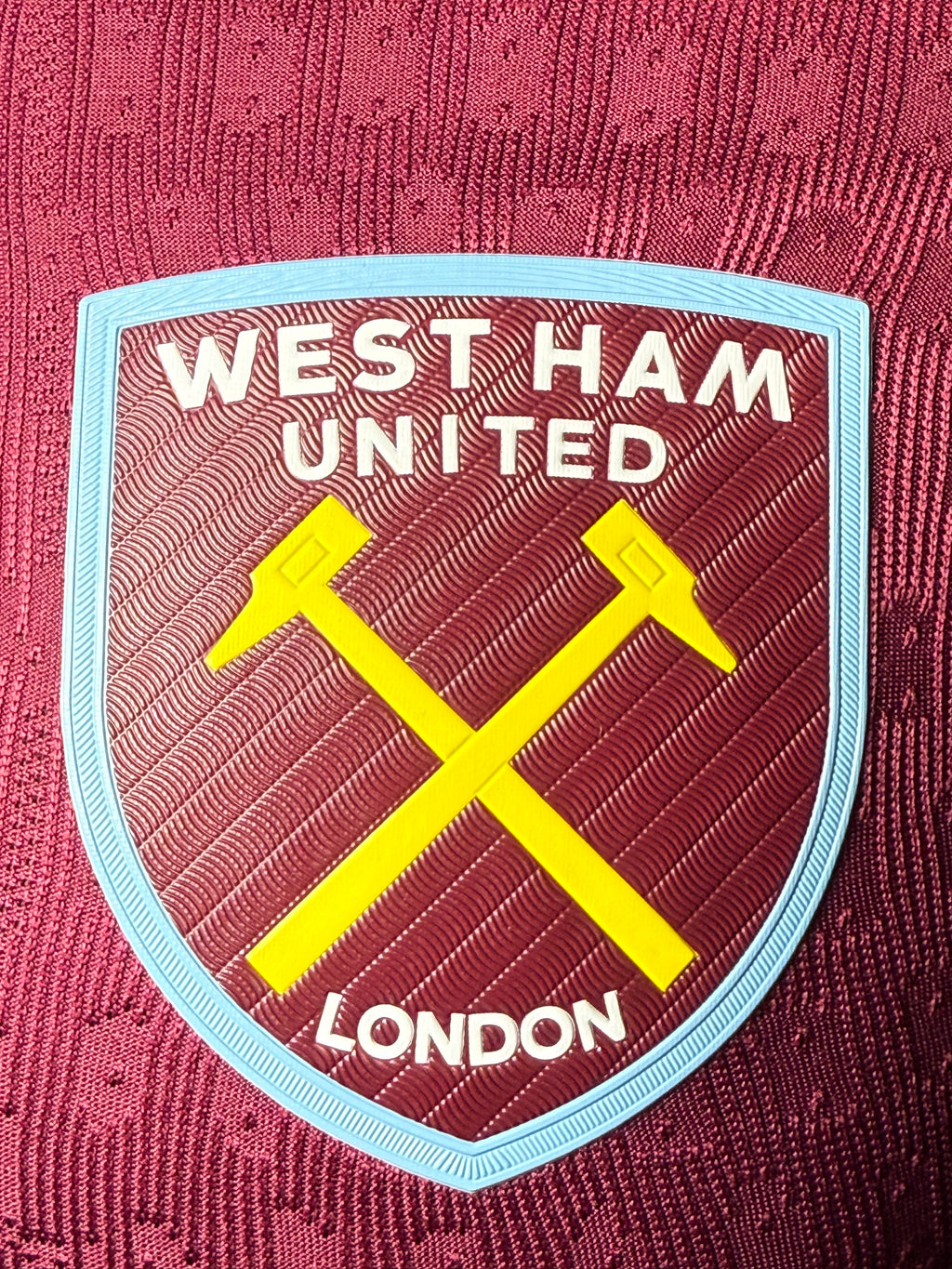 25-26西汉姆联主场玩家版本