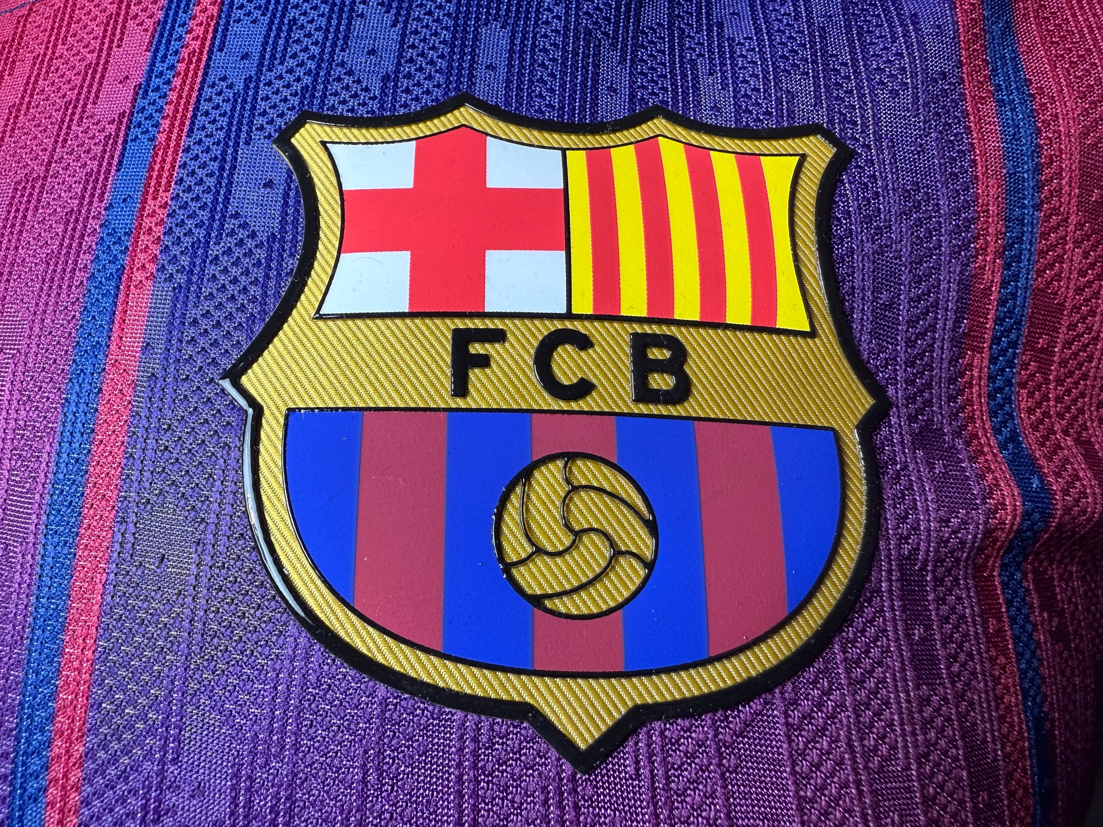 25-26巴萨主场联名玩家版本